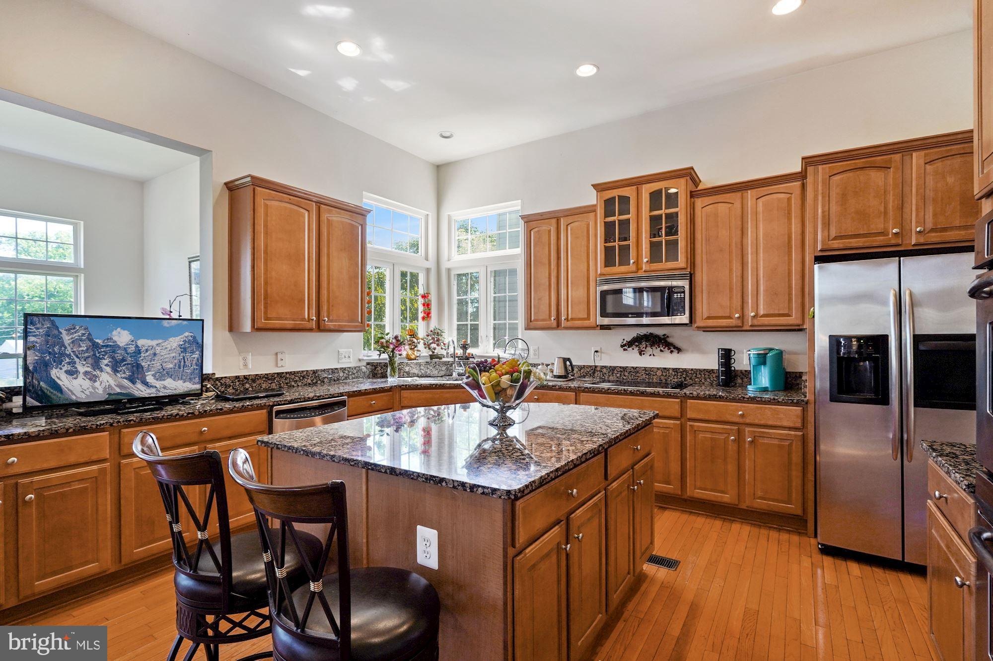 WINDSOR KNOLL - Residential