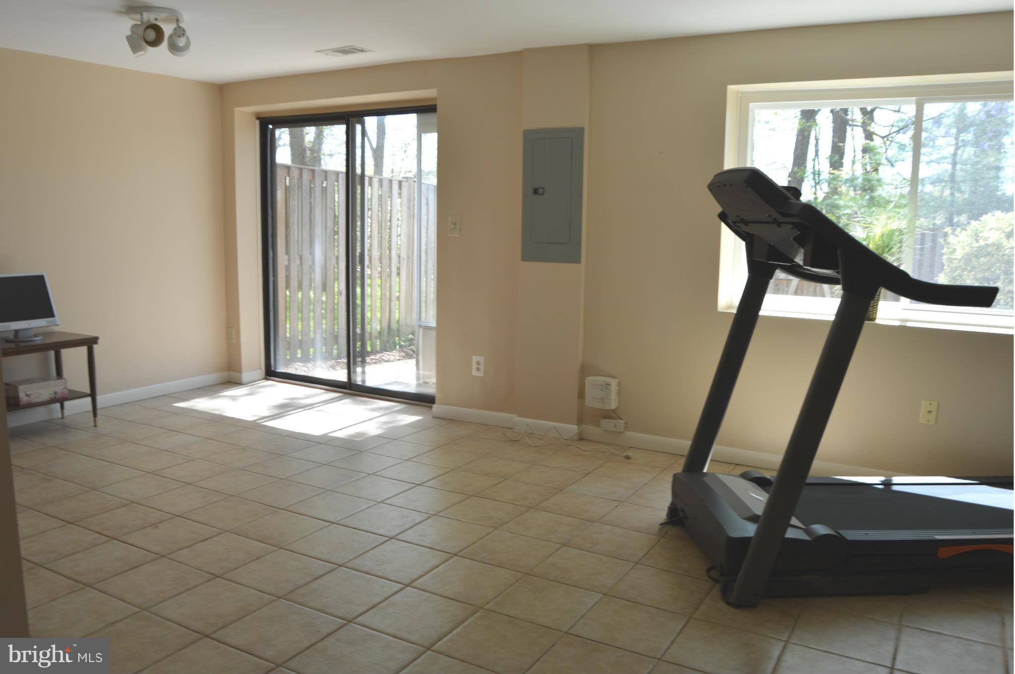 GLEN ORA - PLAT 9 - Residential