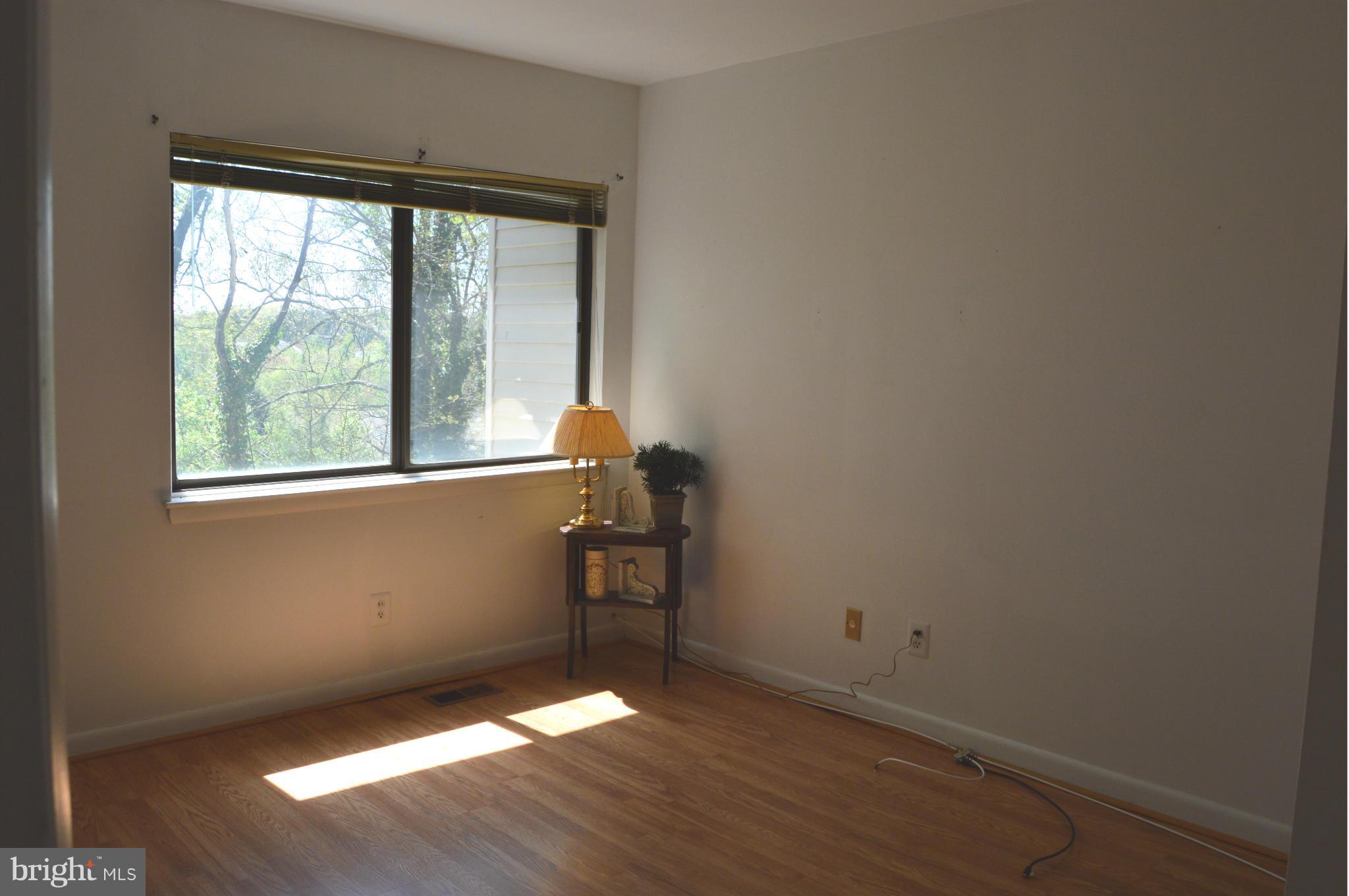 GLEN ORA - PLAT 9 - Residential