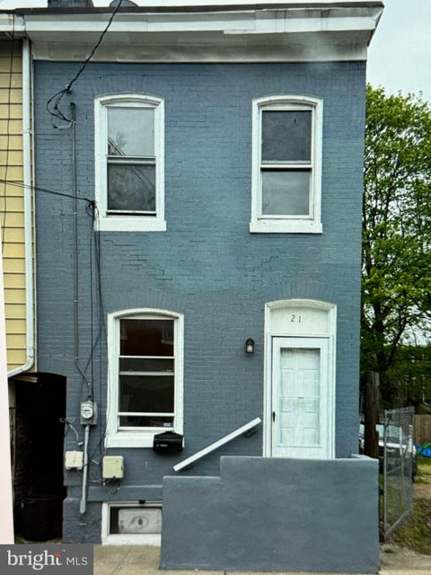 Townhouse For Rent - 21 Tyrell Avenue<br/> TRENTON, NJ 08638