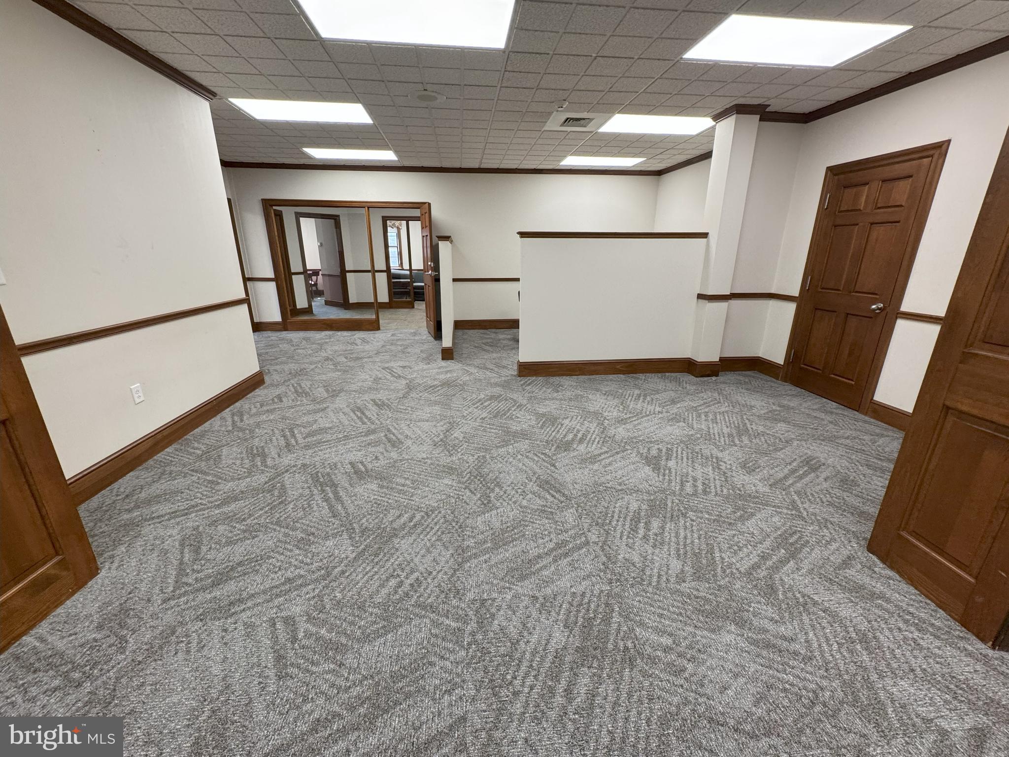 OXFORD BORO - Commercial Lease