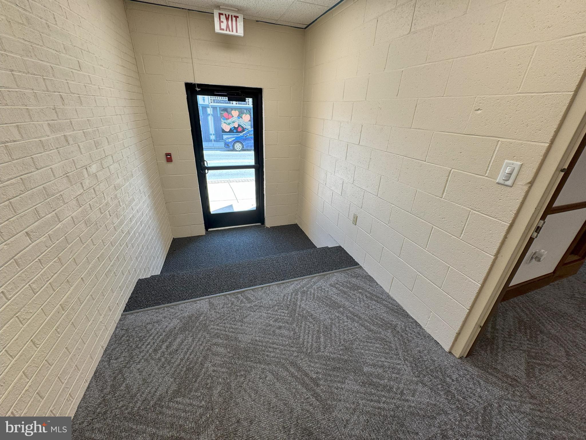 OXFORD BORO - Commercial Lease