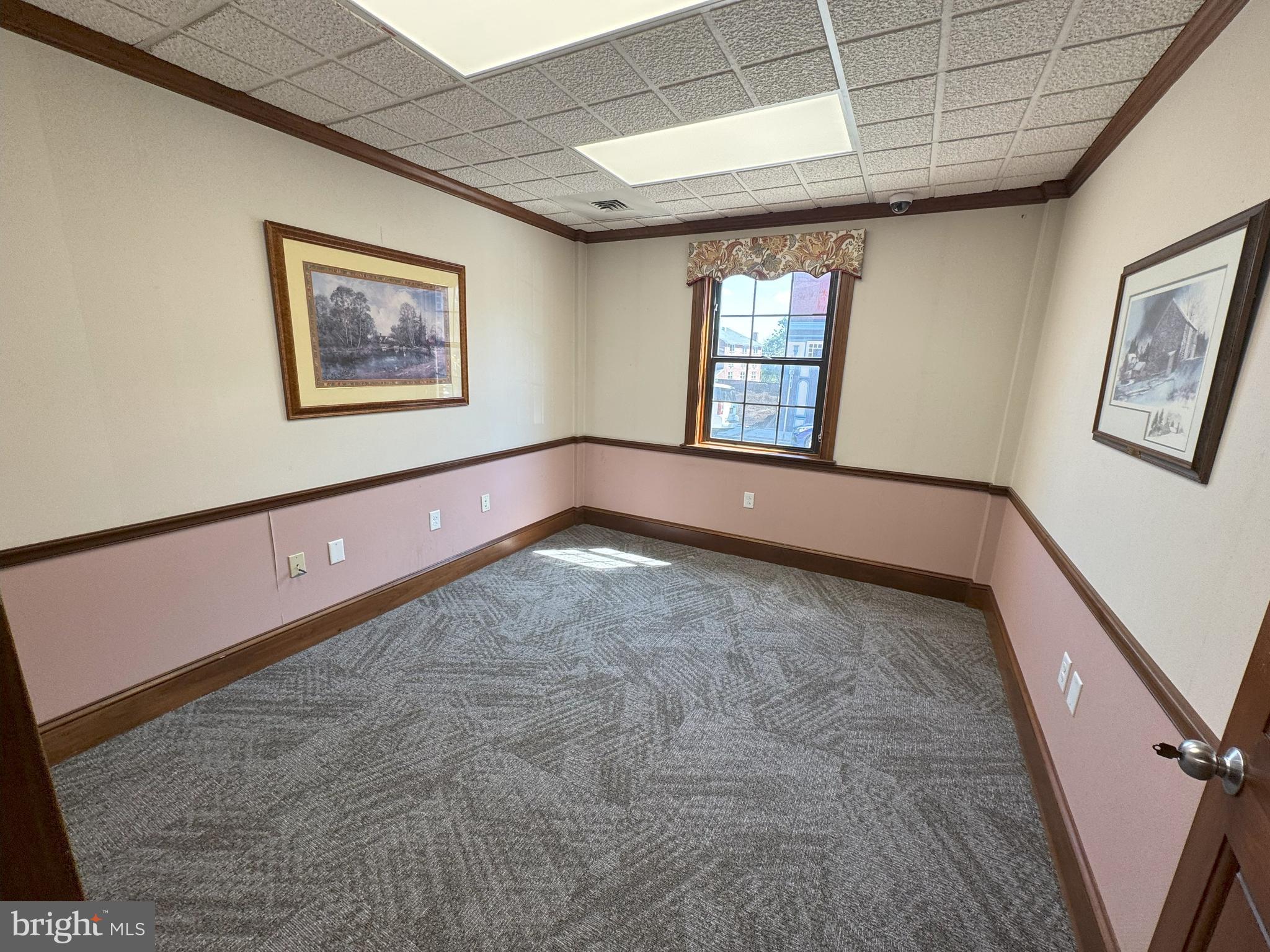 OXFORD BORO - Commercial Lease