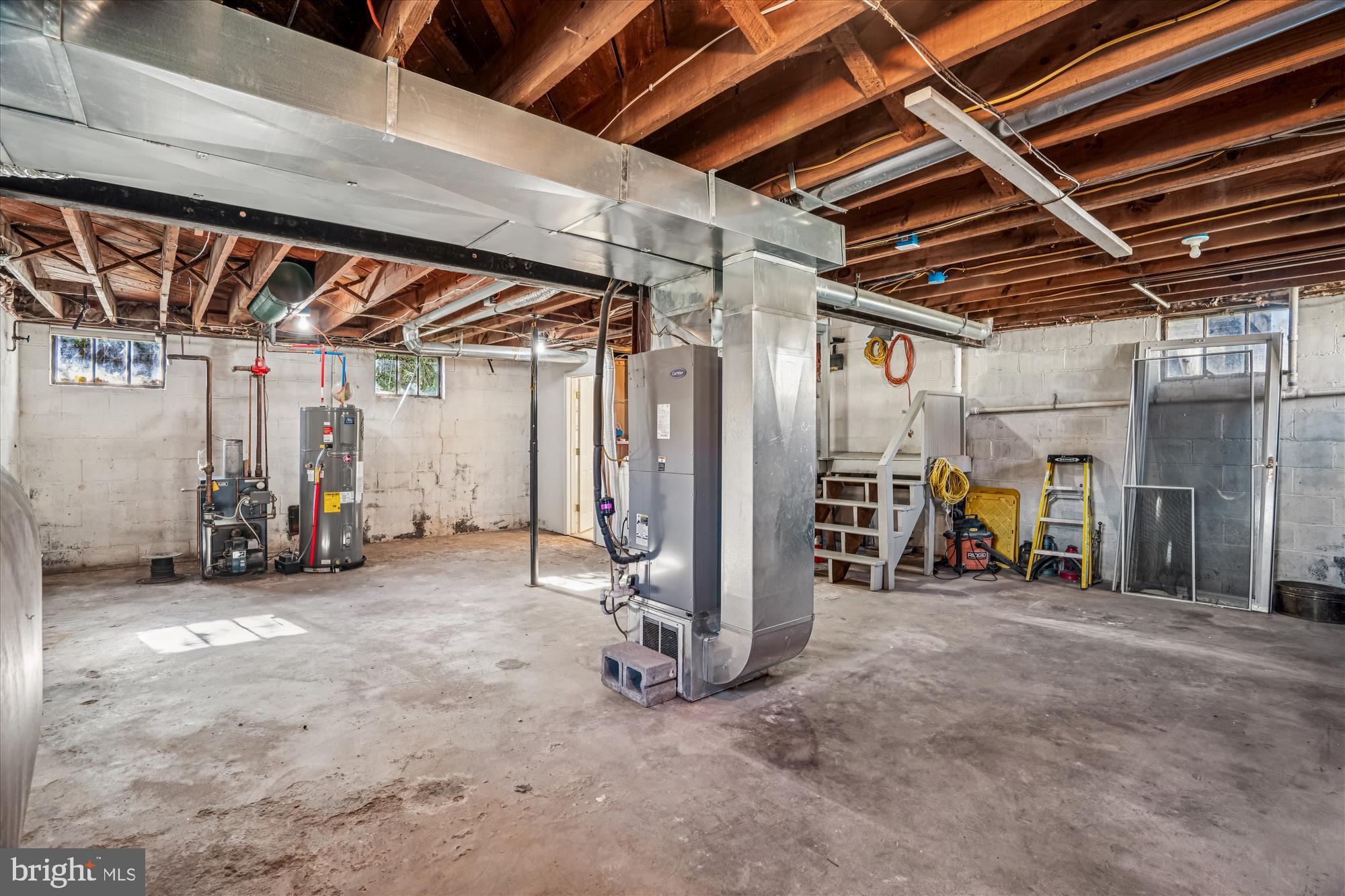 SILVER SPRING - Residential