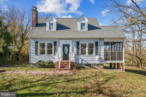 Photo of 12412 New Hampshire Avenue, SILVER SPRING, MD 20904 (MLS # MDMC2206670)