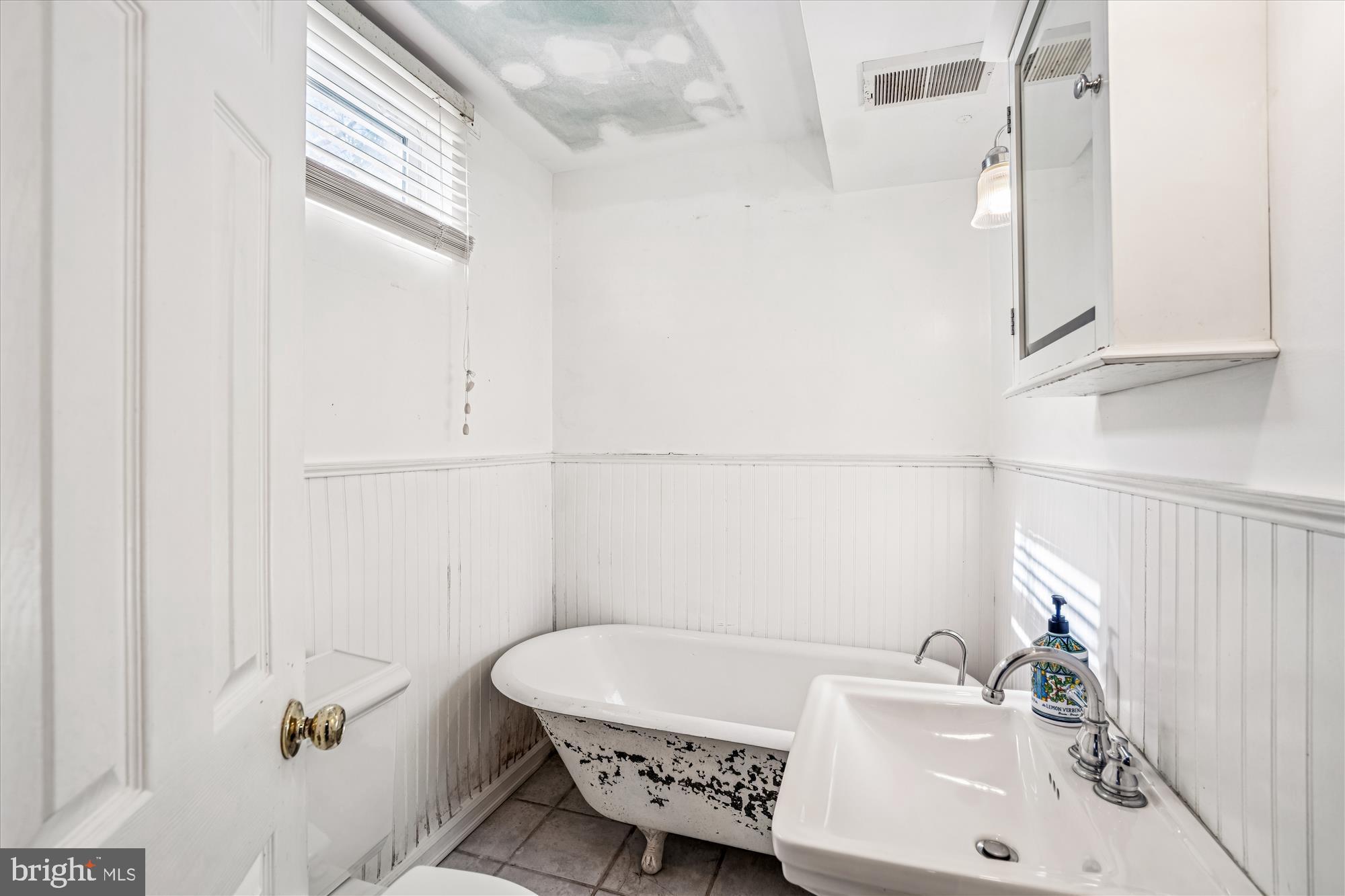 SILVER SPRING - Residential