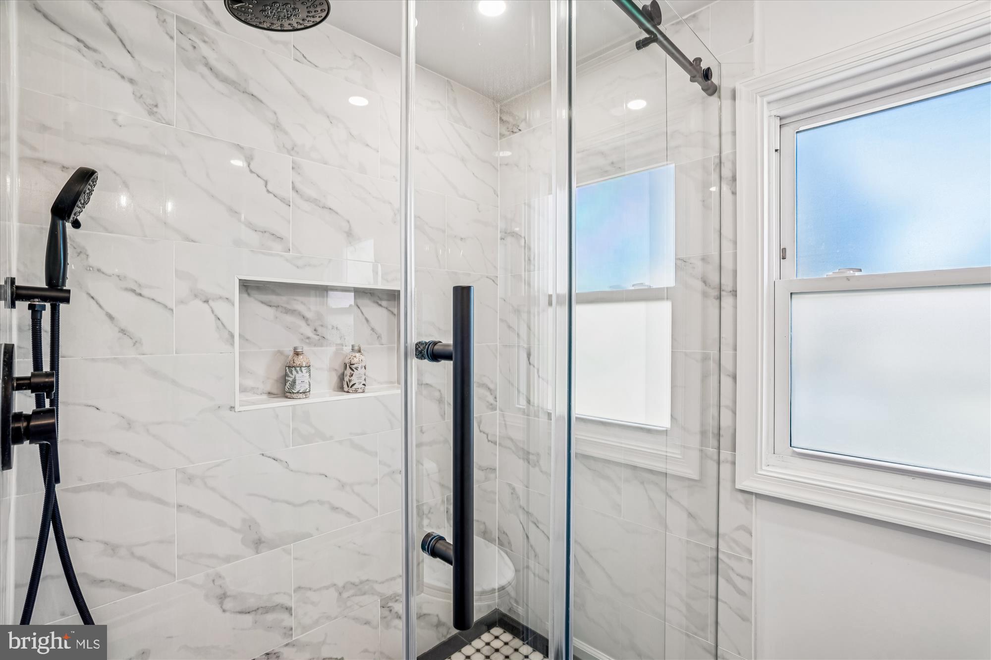 SILVER SPRING - Residential