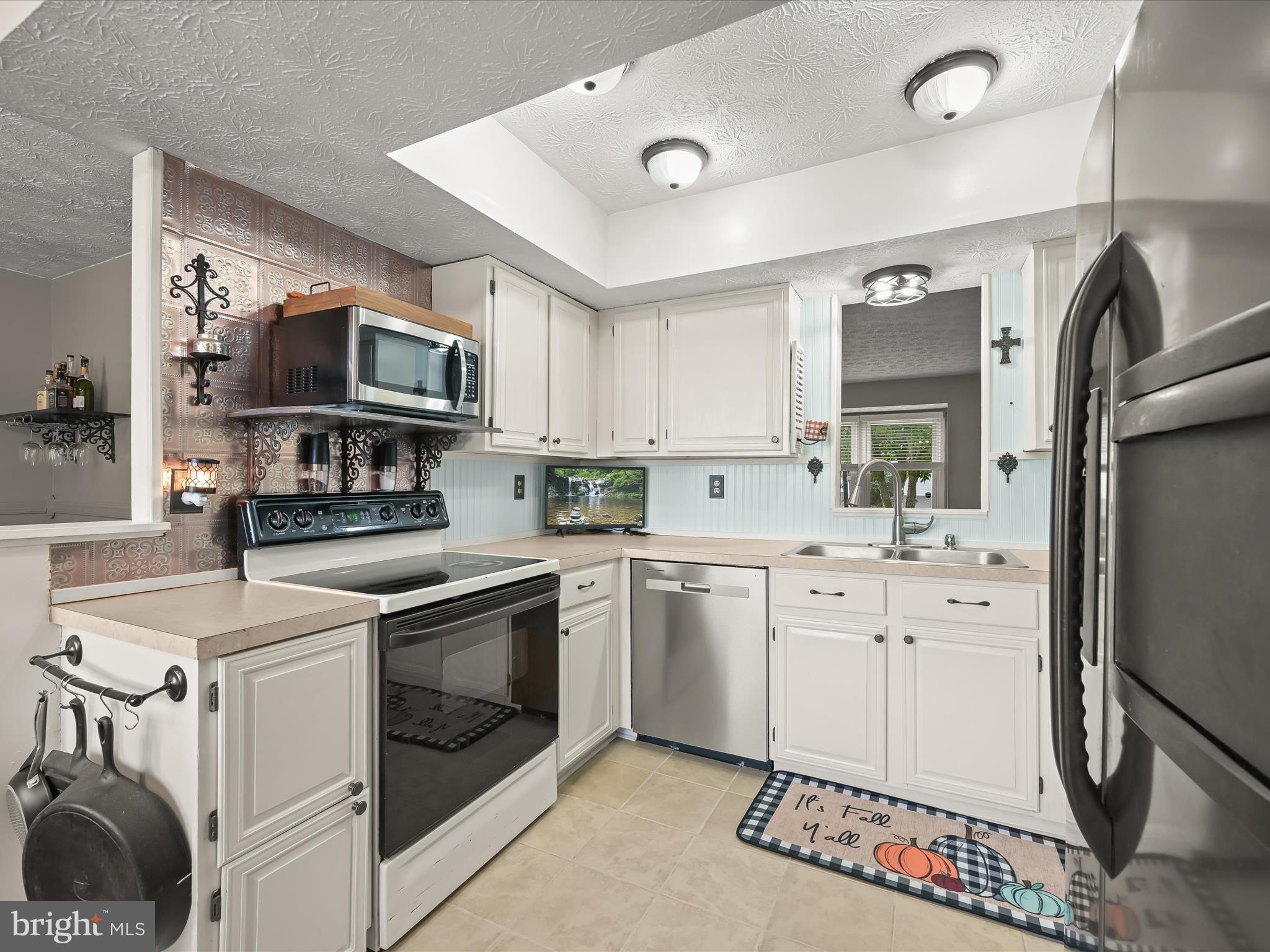 KINGS MEADE - Residential