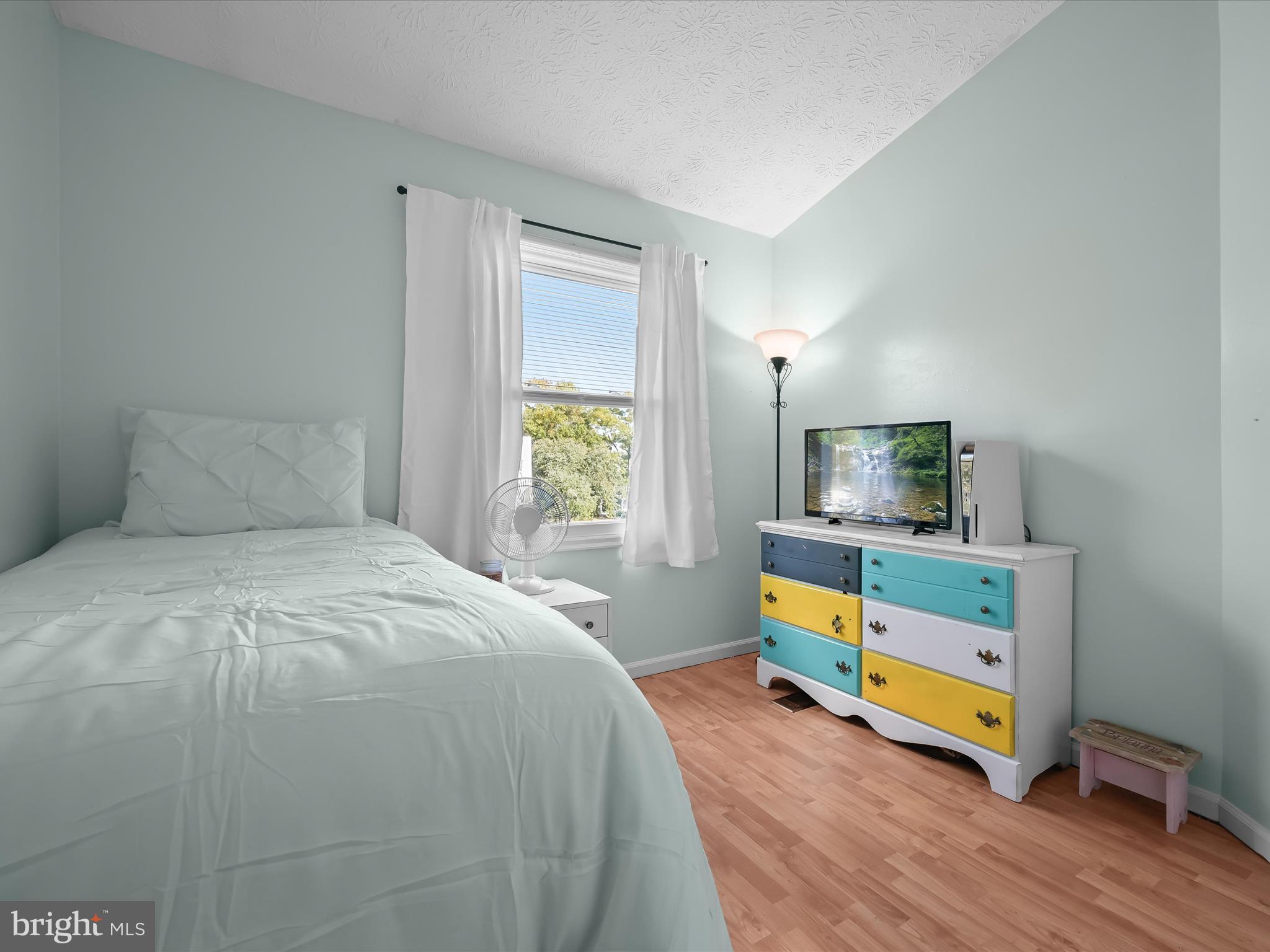 KINGS MEADE - Residential