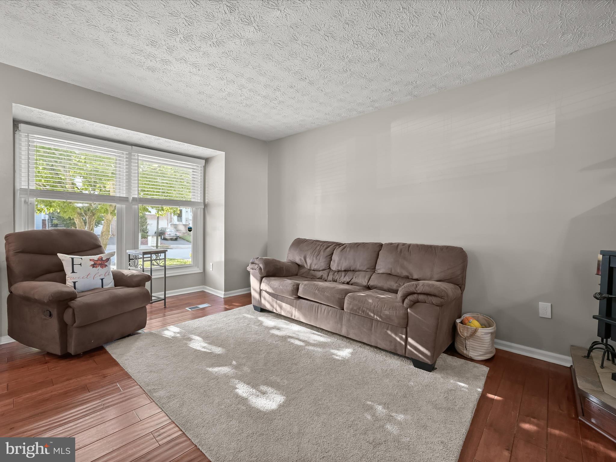 KINGS MEADE - Residential