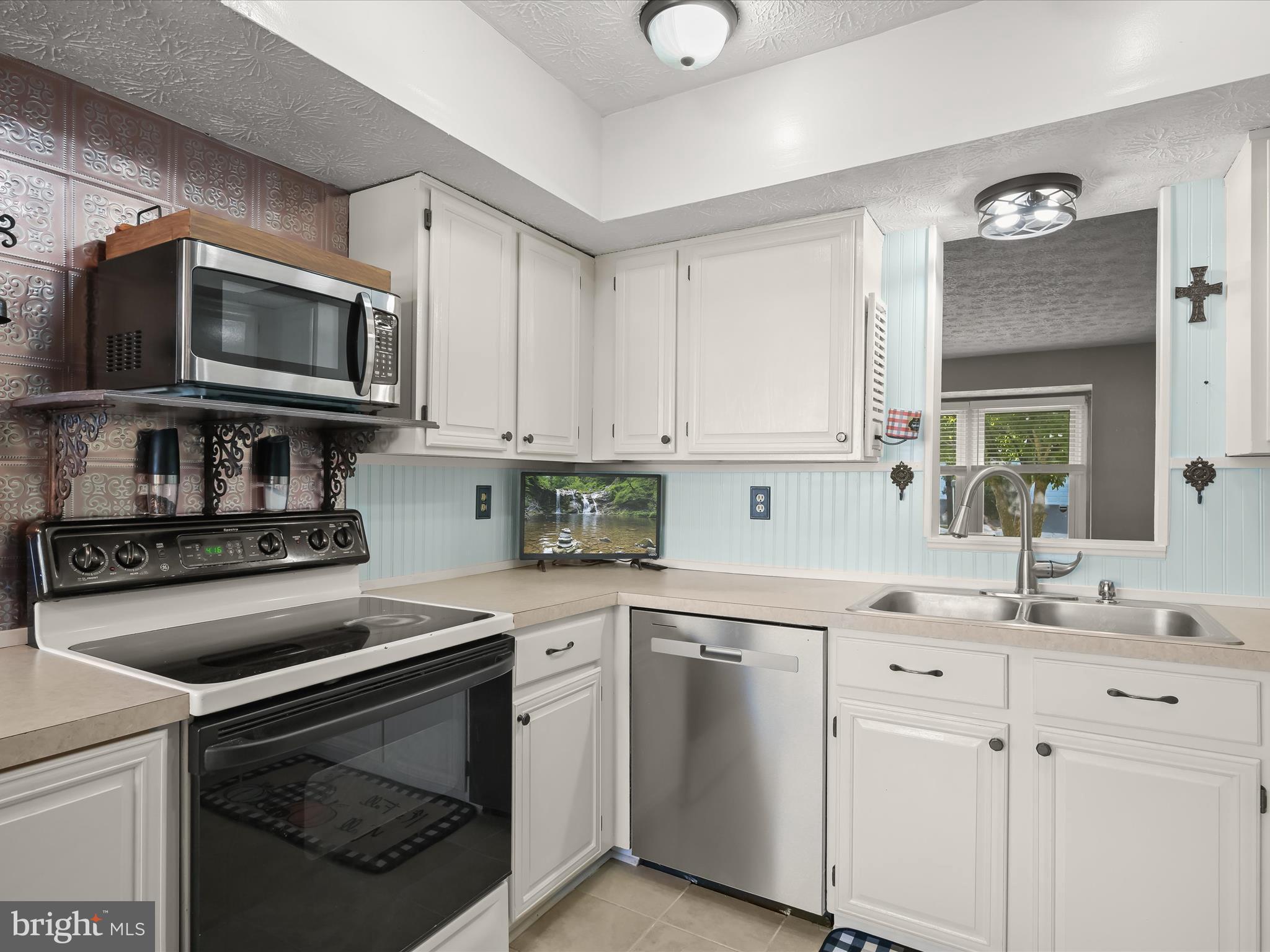 KINGS MEADE - Residential