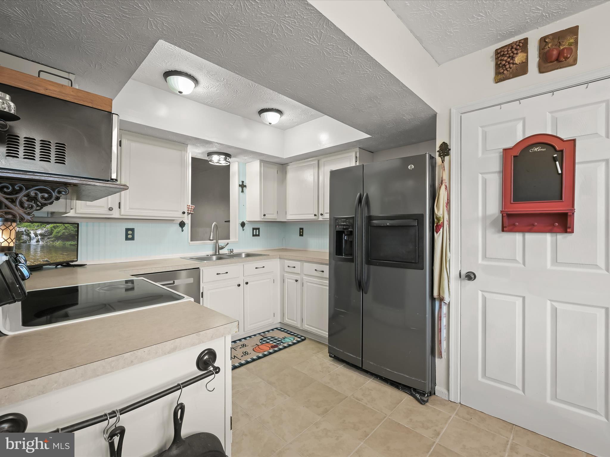 KINGS MEADE - Residential