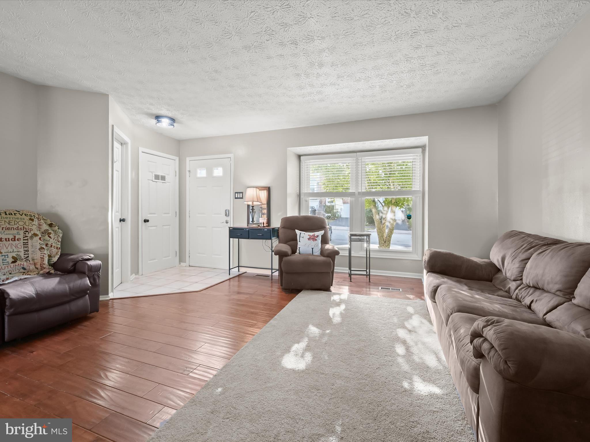 KINGS MEADE - Residential