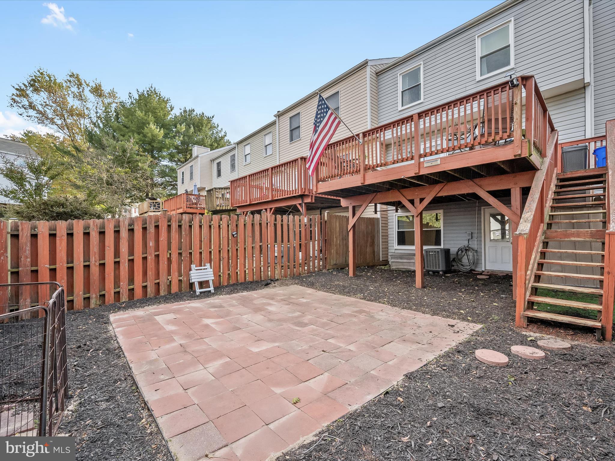 KINGS MEADE - Residential