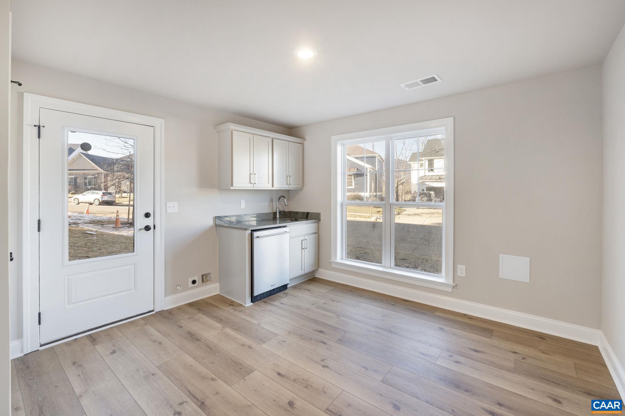 OLD TRAIL - Residential