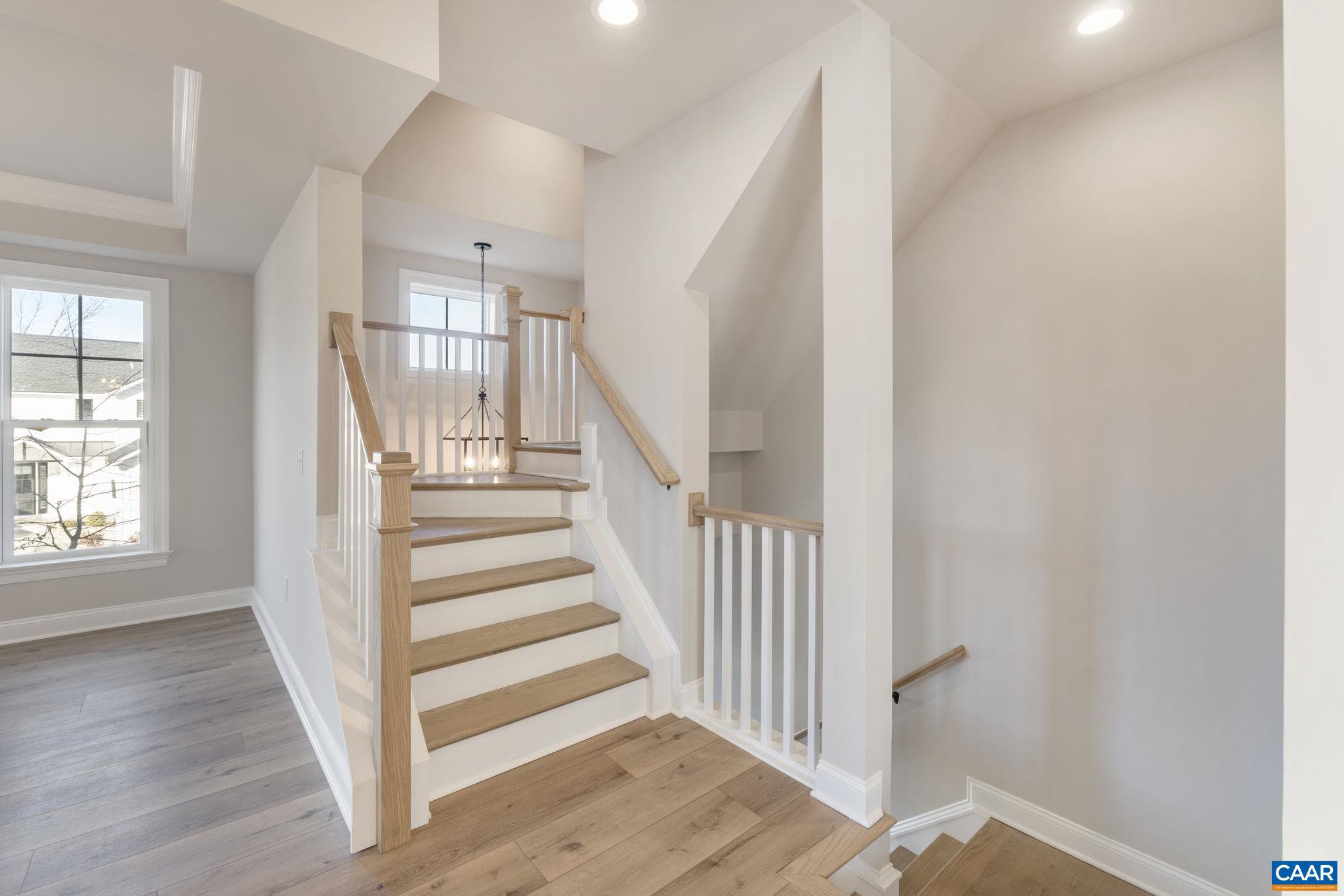 OLD TRAIL - Residential