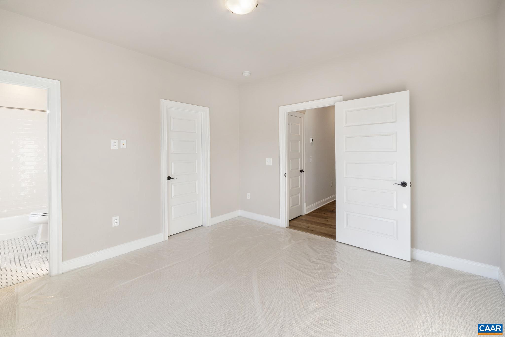 OLD TRAIL - Residential