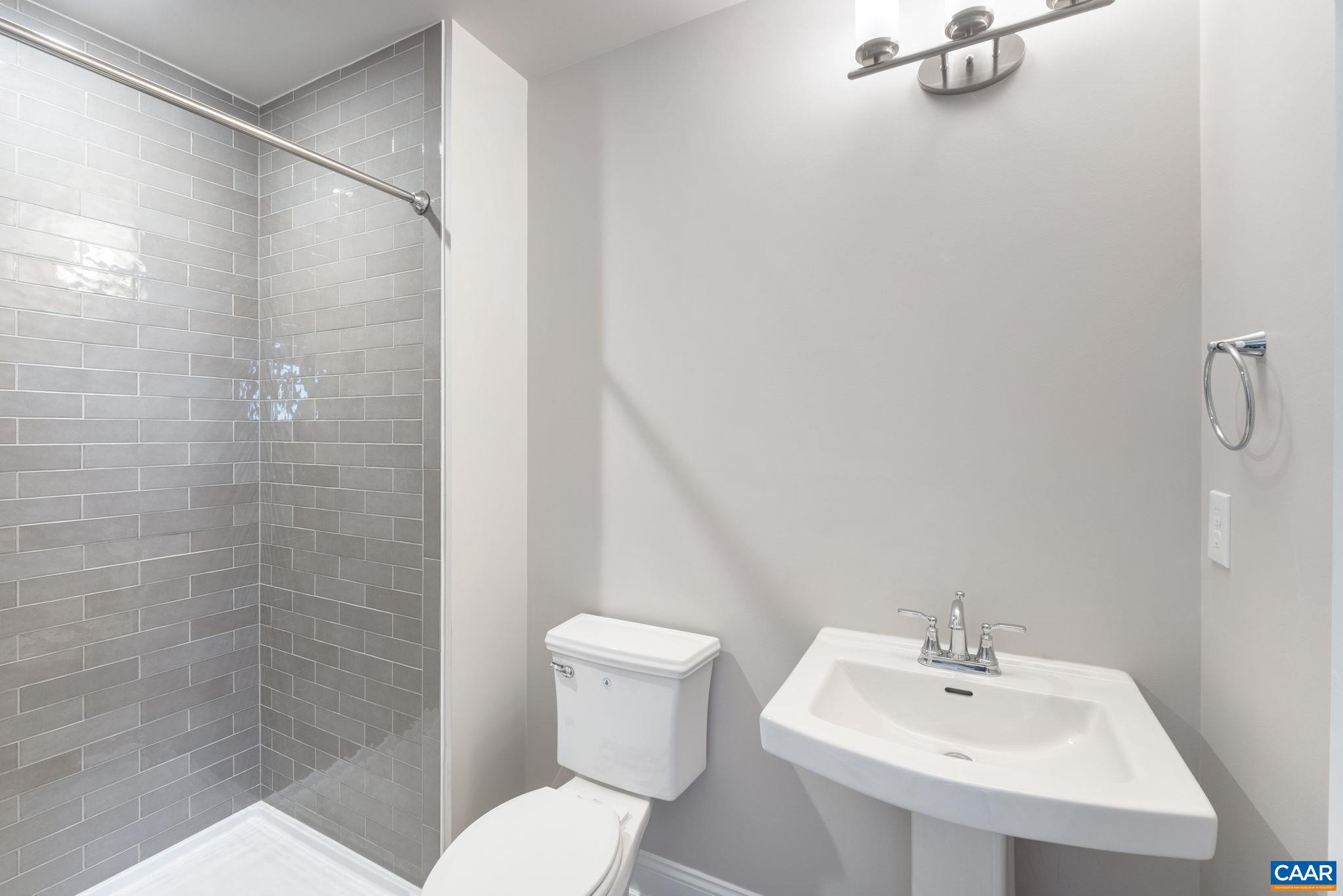 OLD TRAIL - Residential