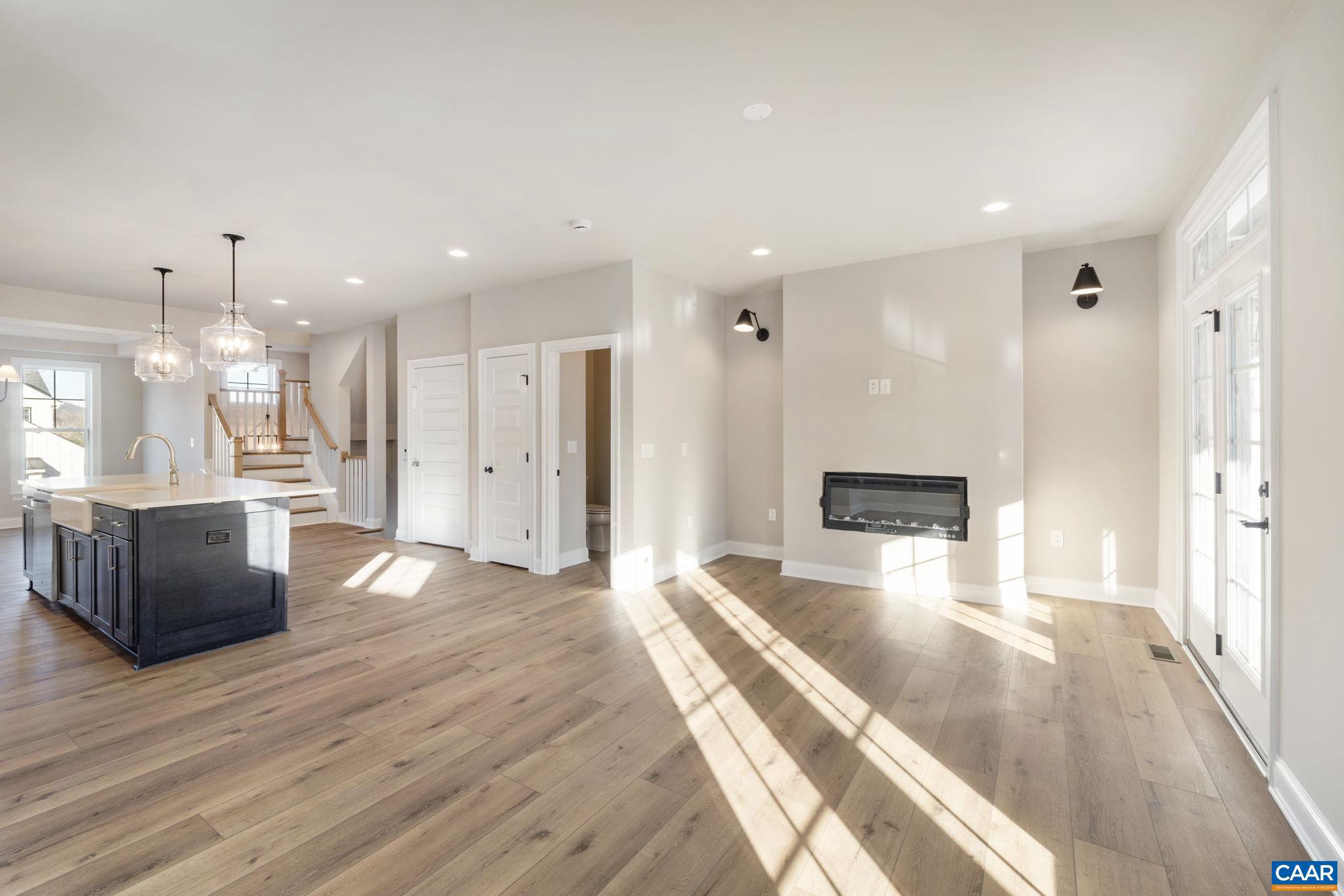 OLD TRAIL - Residential