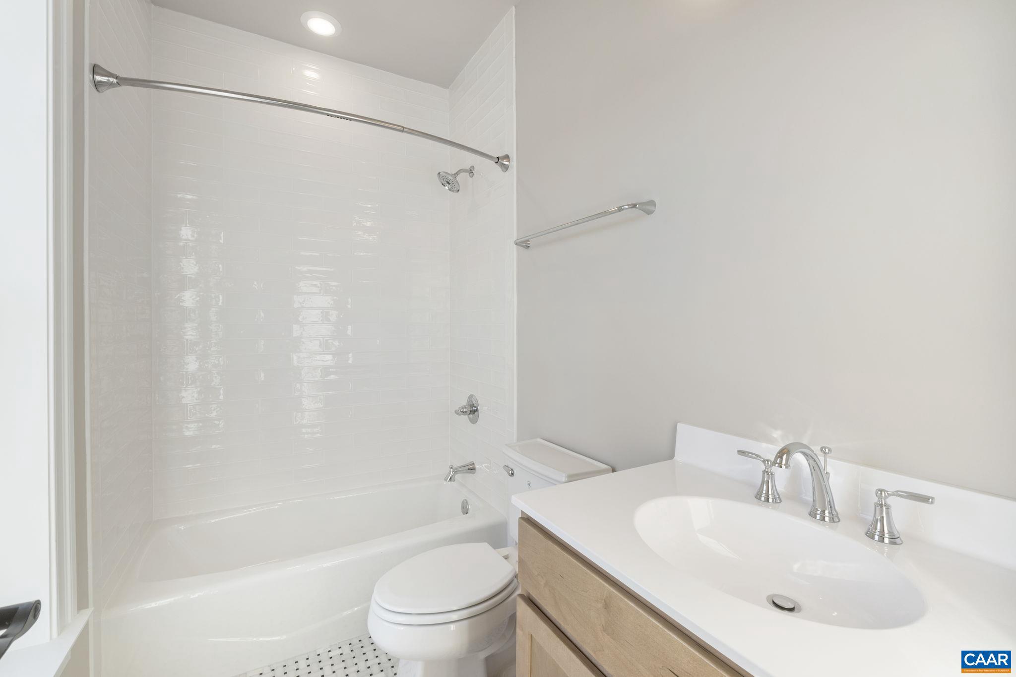 OLD TRAIL - Residential