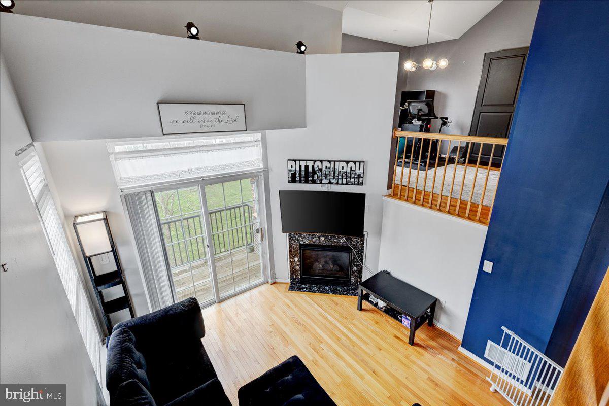 WOODVIEW VILLAGE WEST - Residential