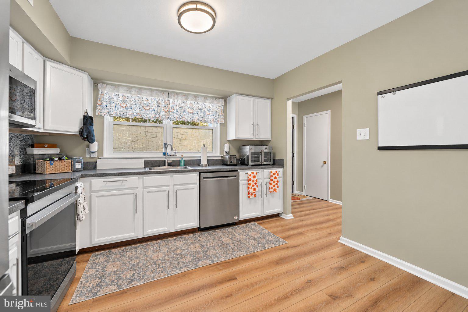 25 YORKTOWN COURT