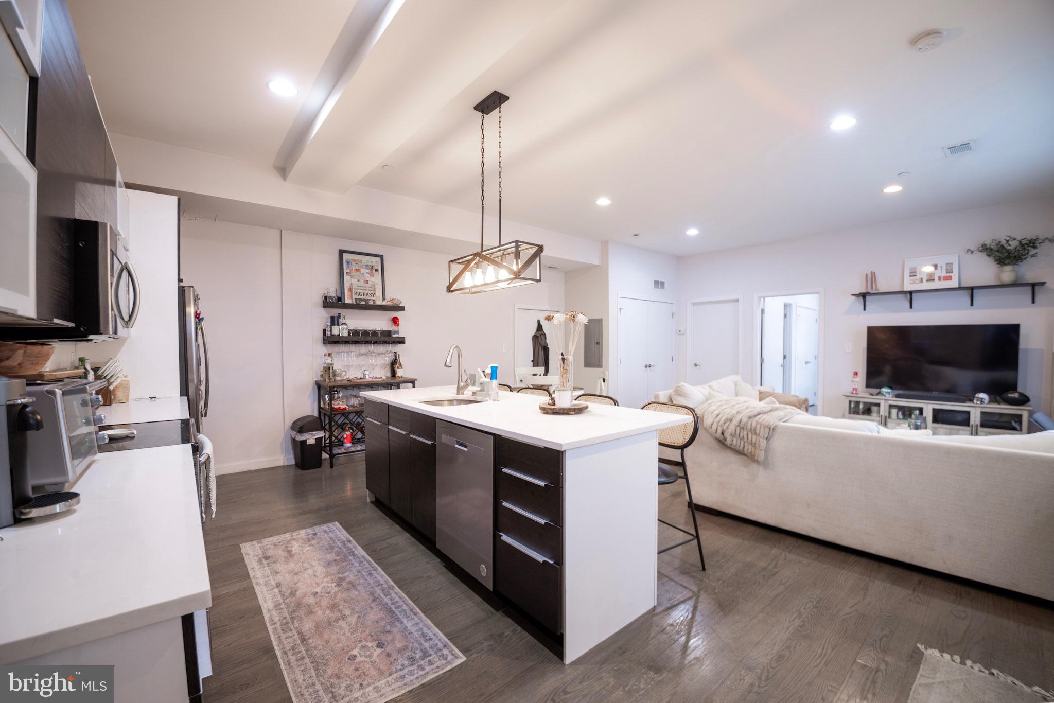 2000 KIMBALL STREET A