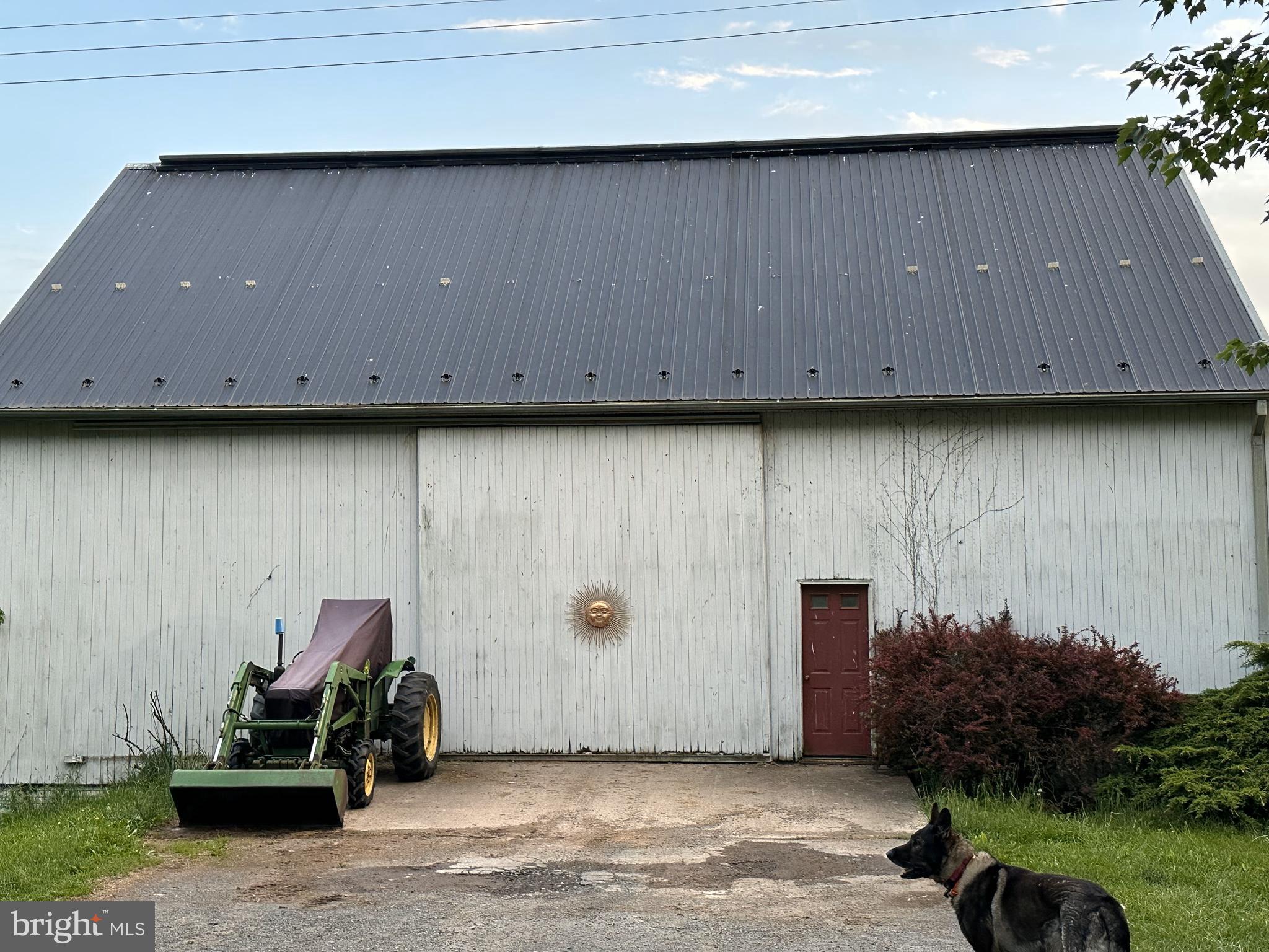 DAMASCUS OUTSIDE - Farm