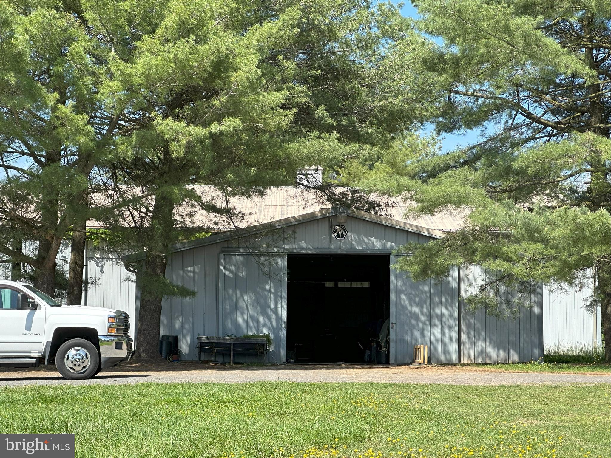 DAMASCUS OUTSIDE - Farm