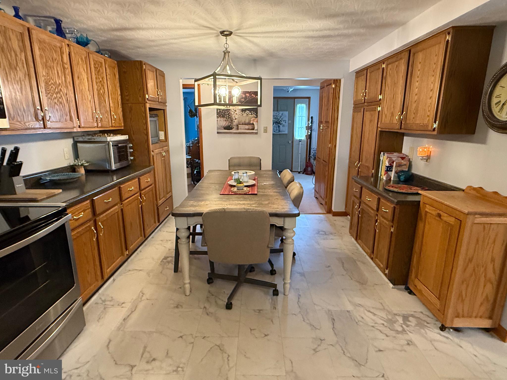 AIRPORT ADDITION - Residential