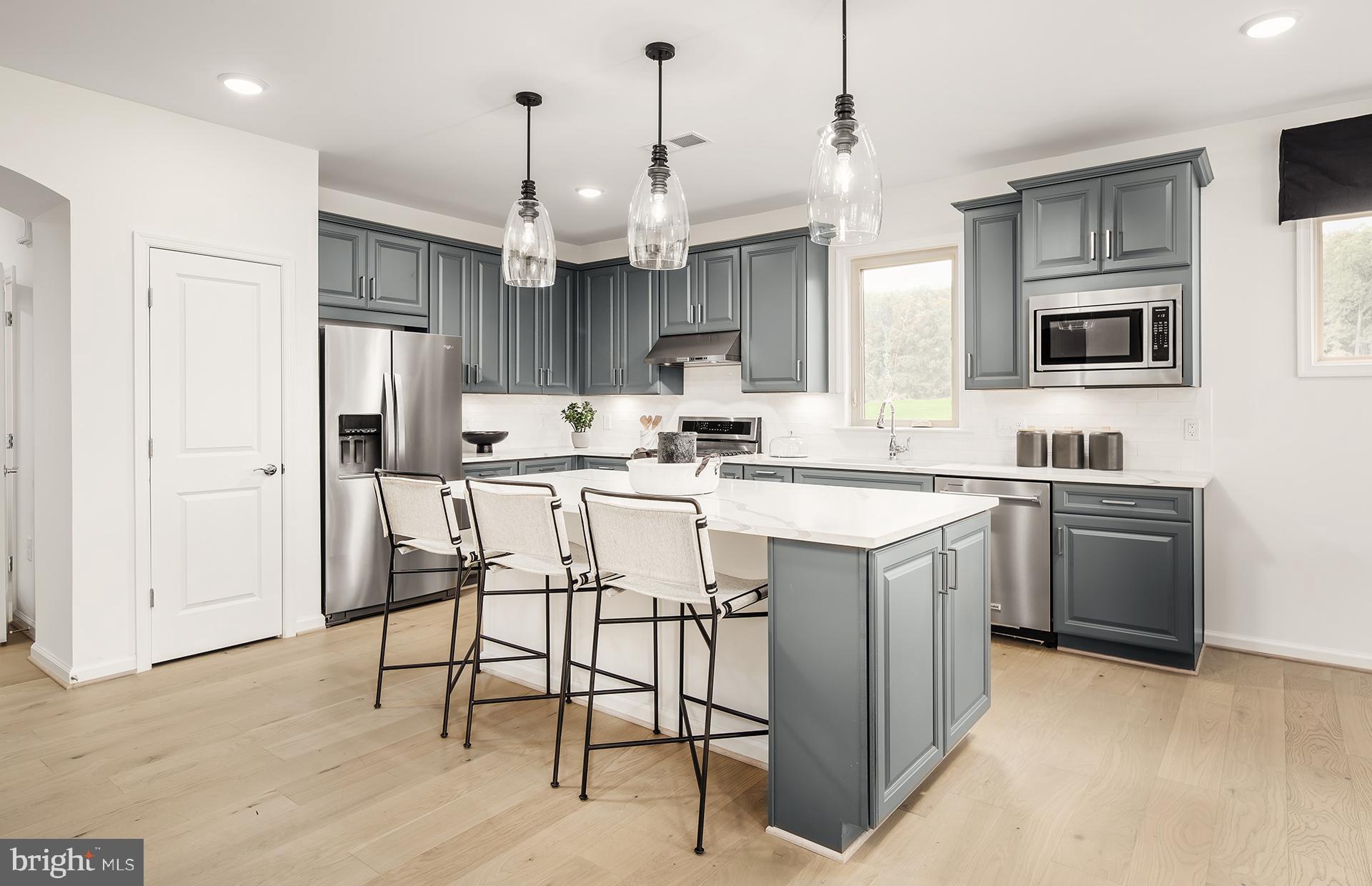 MONTEBELLO - Residential