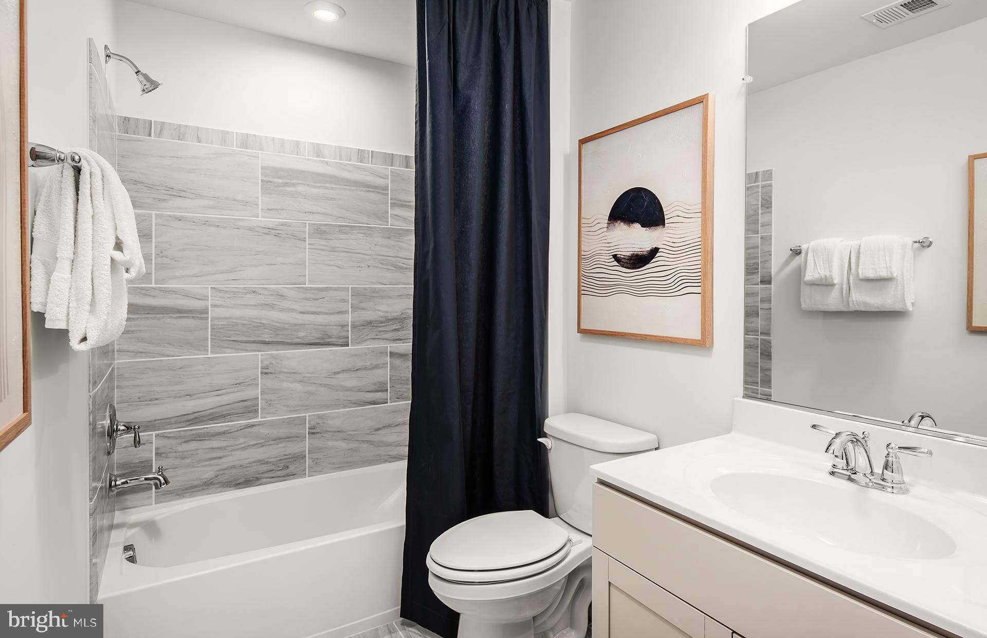 MONTEBELLO - Residential