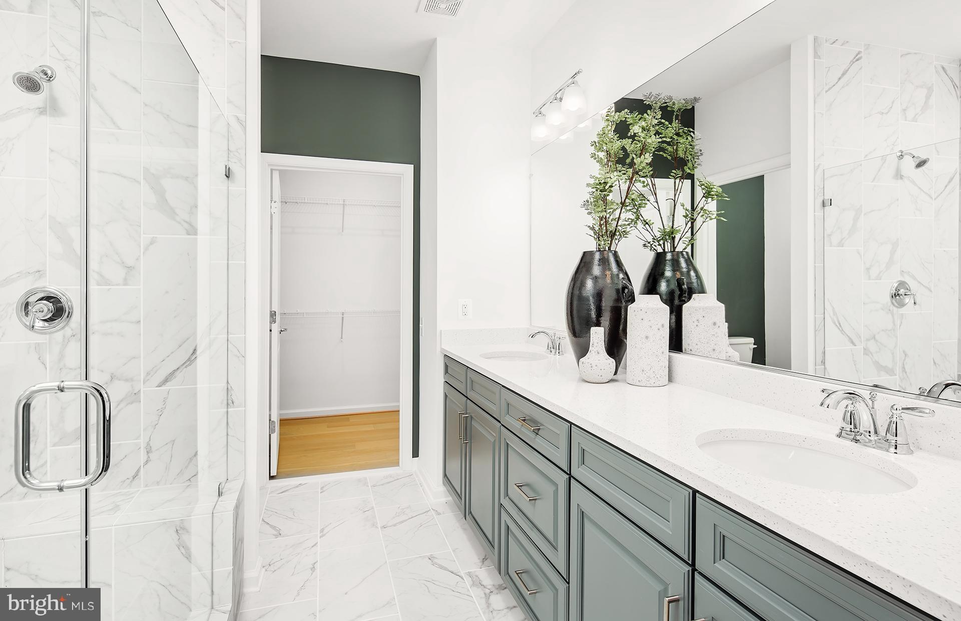 MONTEBELLO - Residential