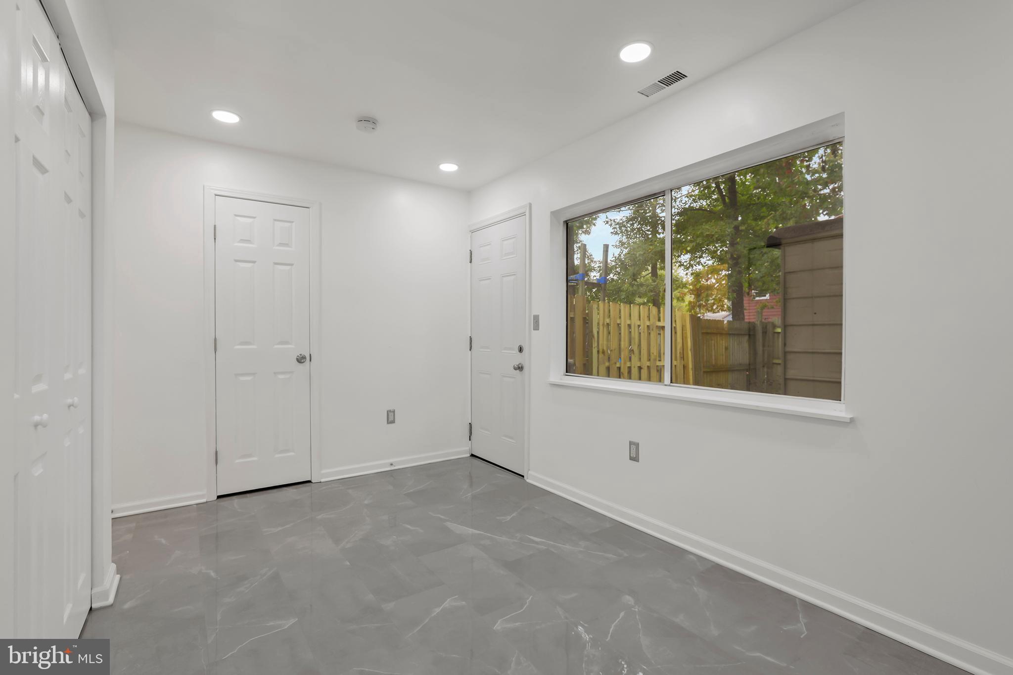 OLDE FORGE - Residential Lease