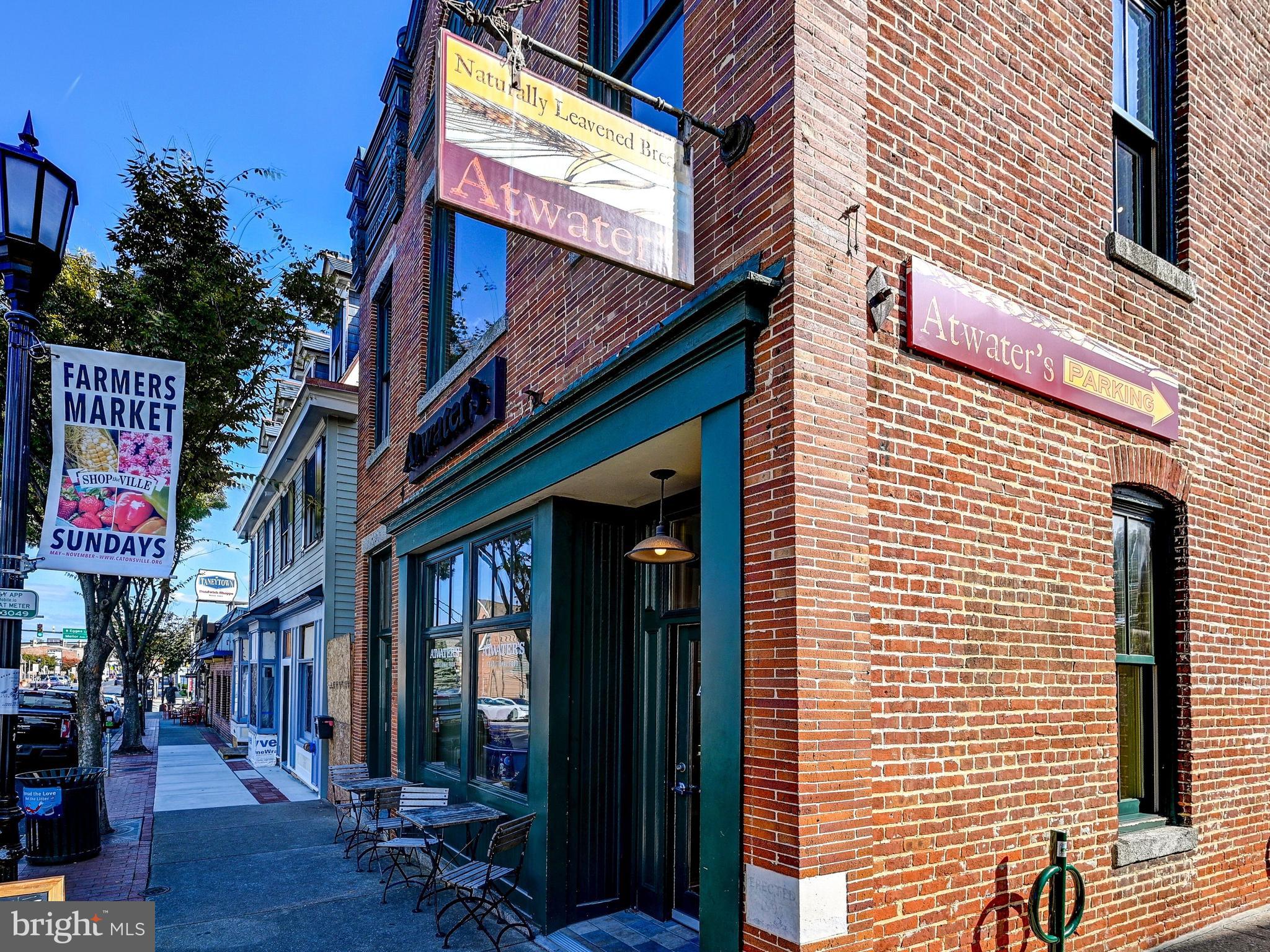 COLLEGE HILLS - Residential