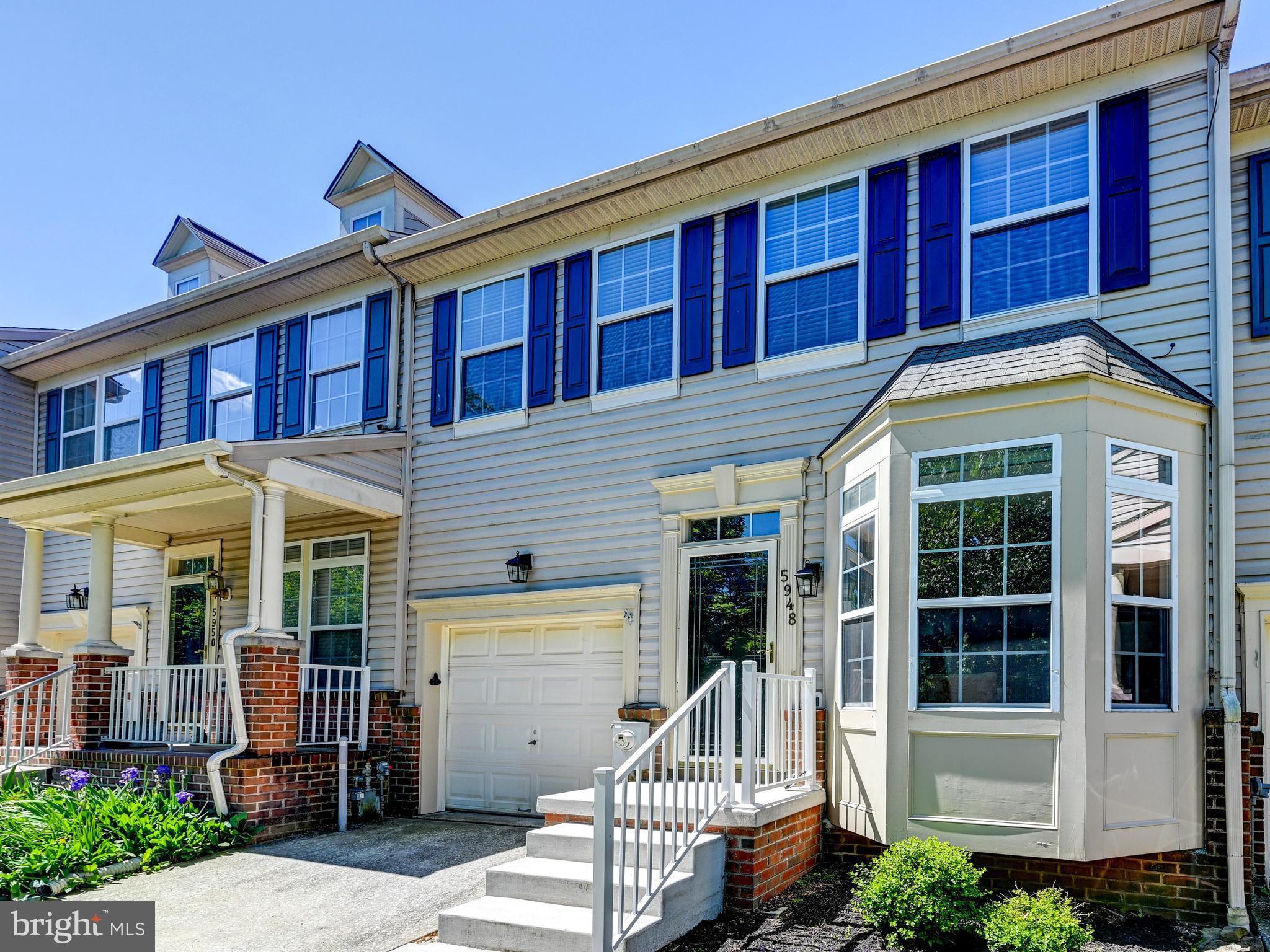 COLLEGE HILLS - Residential