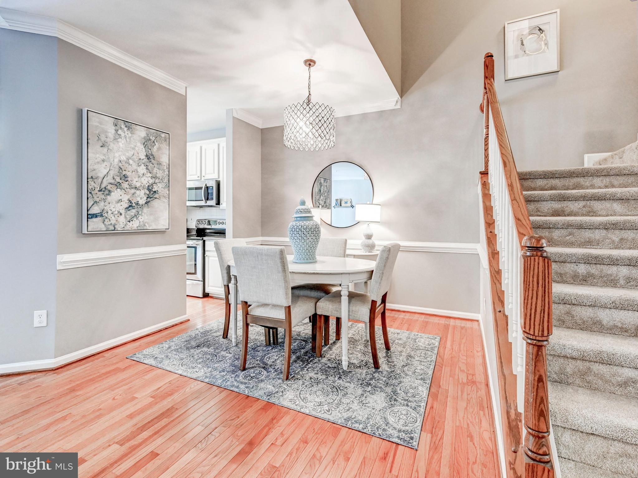 COLLEGE HILLS - Residential