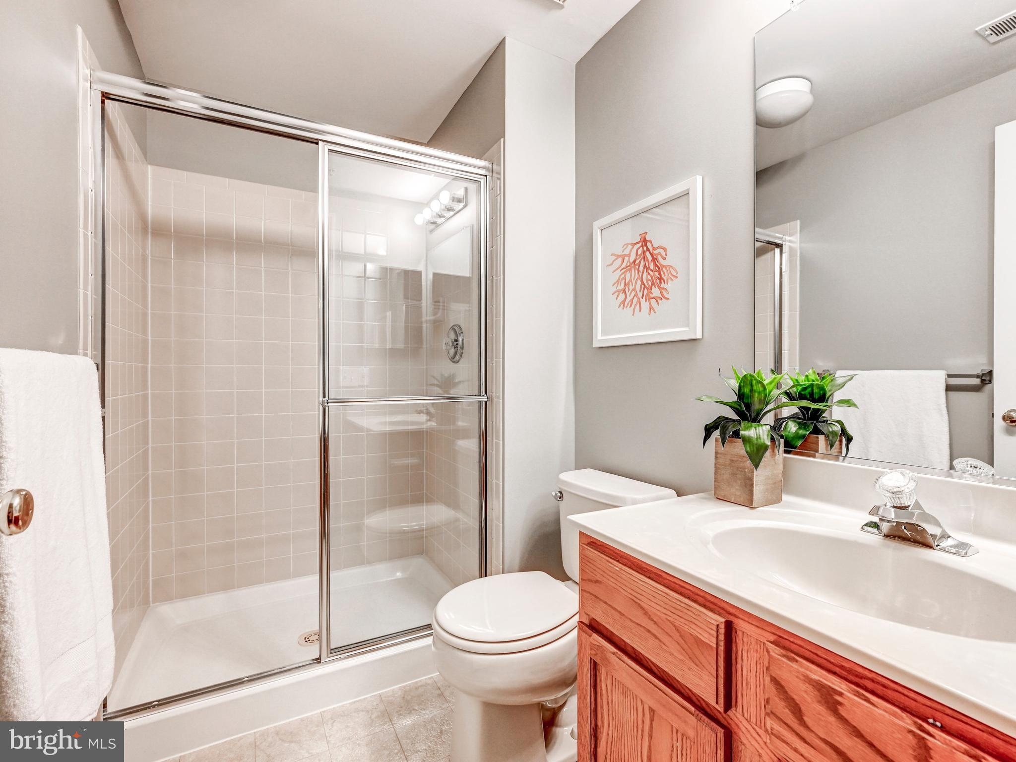 COLLEGE HILLS - Residential