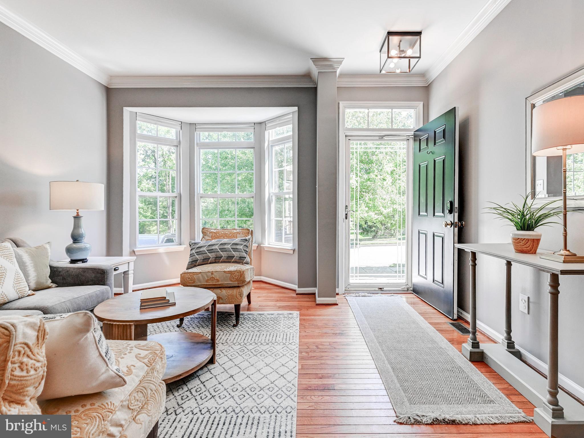 COLLEGE HILLS - Residential