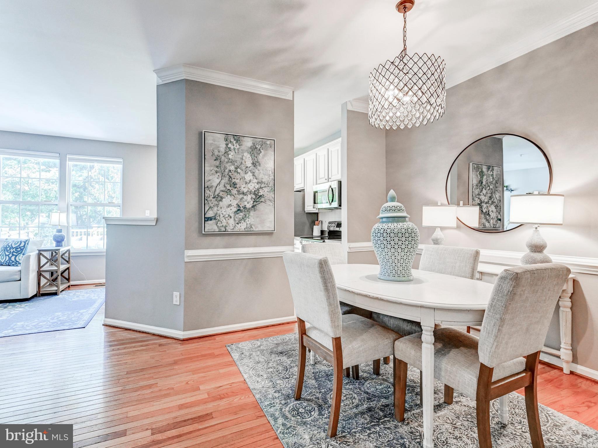 COLLEGE HILLS - Residential
