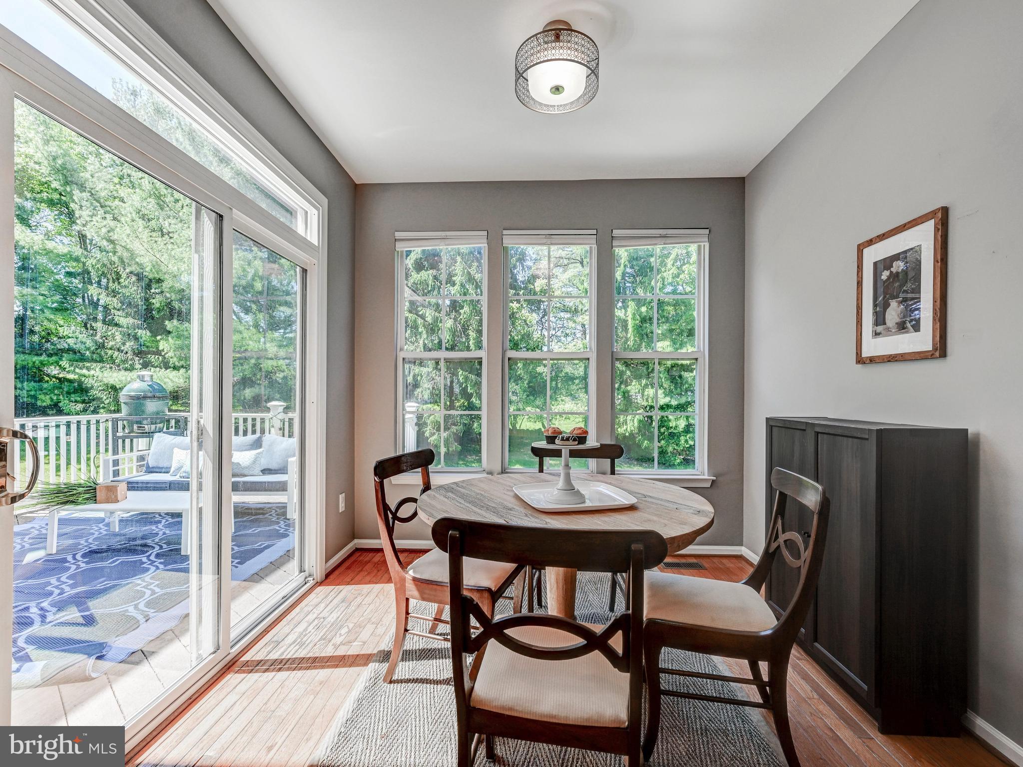 COLLEGE HILLS - Residential