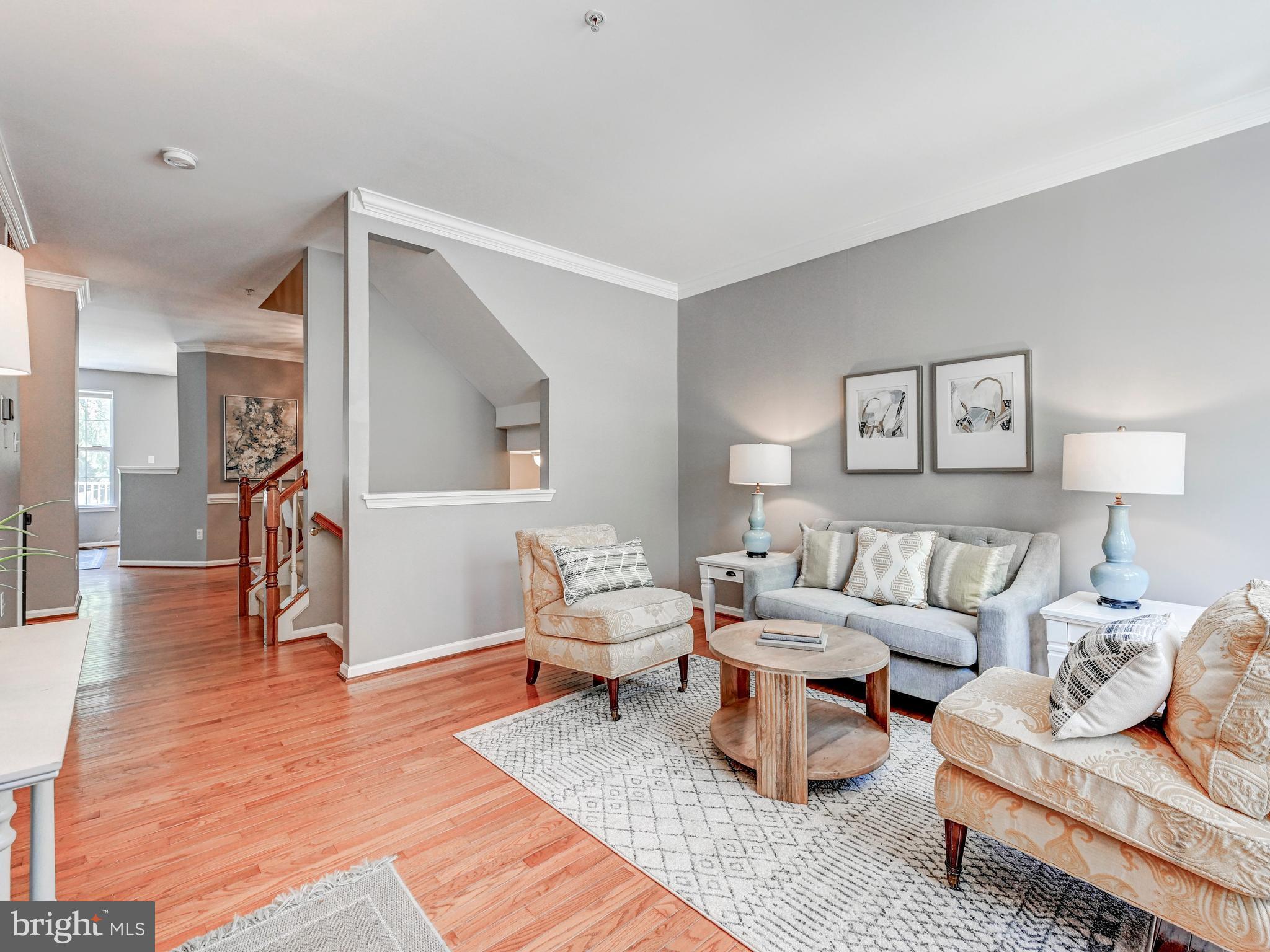 COLLEGE HILLS - Residential