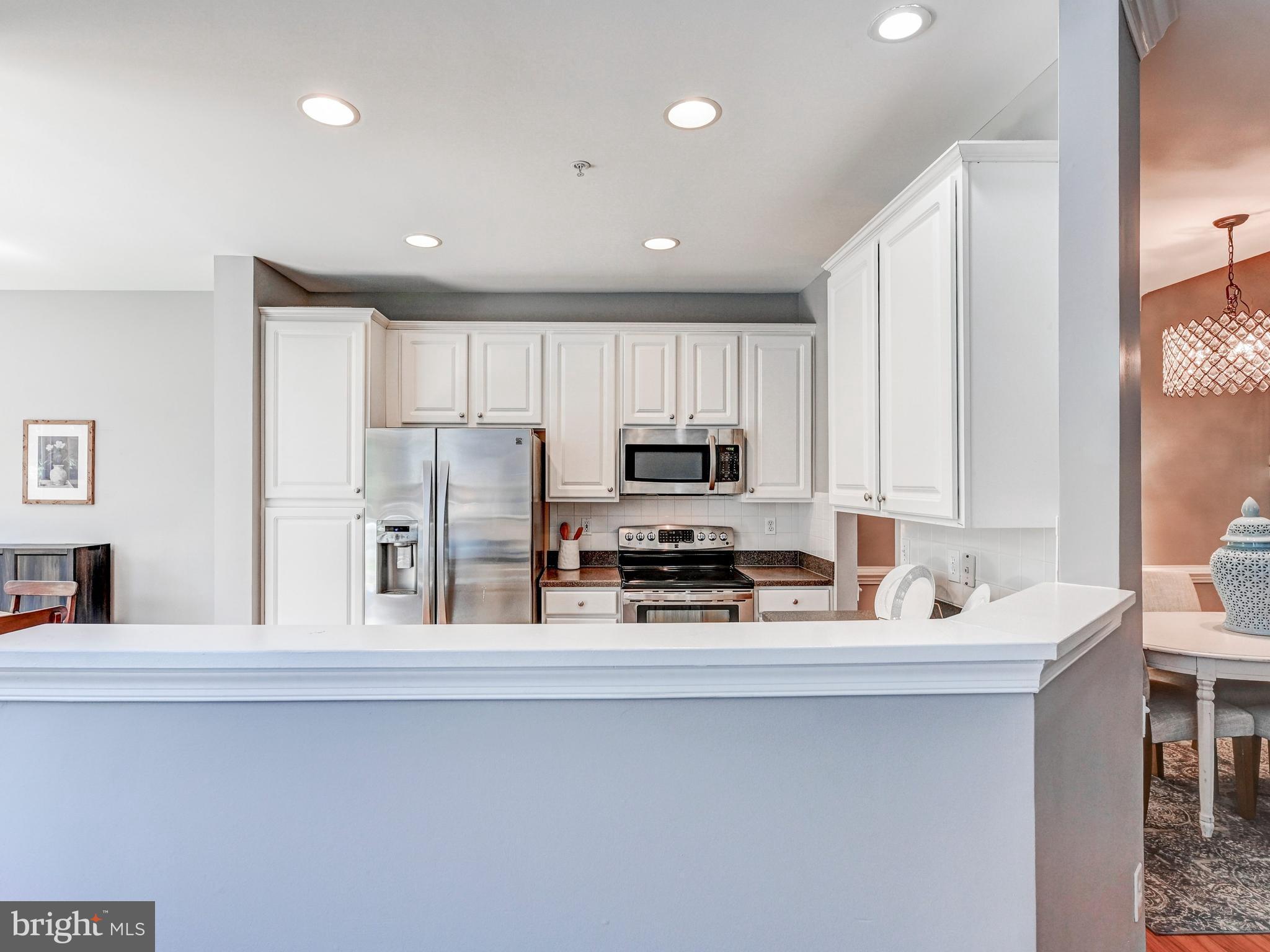 COLLEGE HILLS - Residential