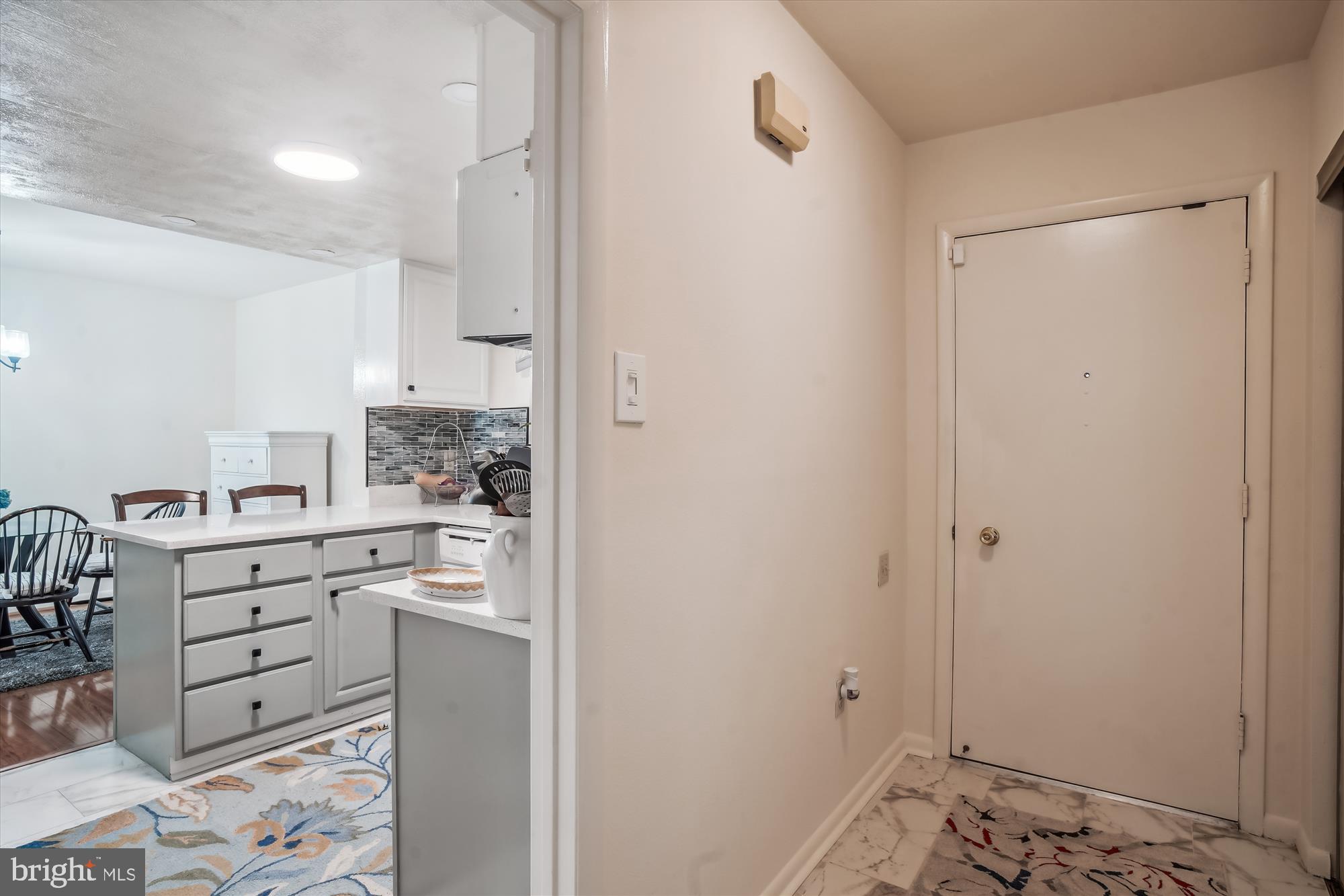 LEISURE WORLD - Residential