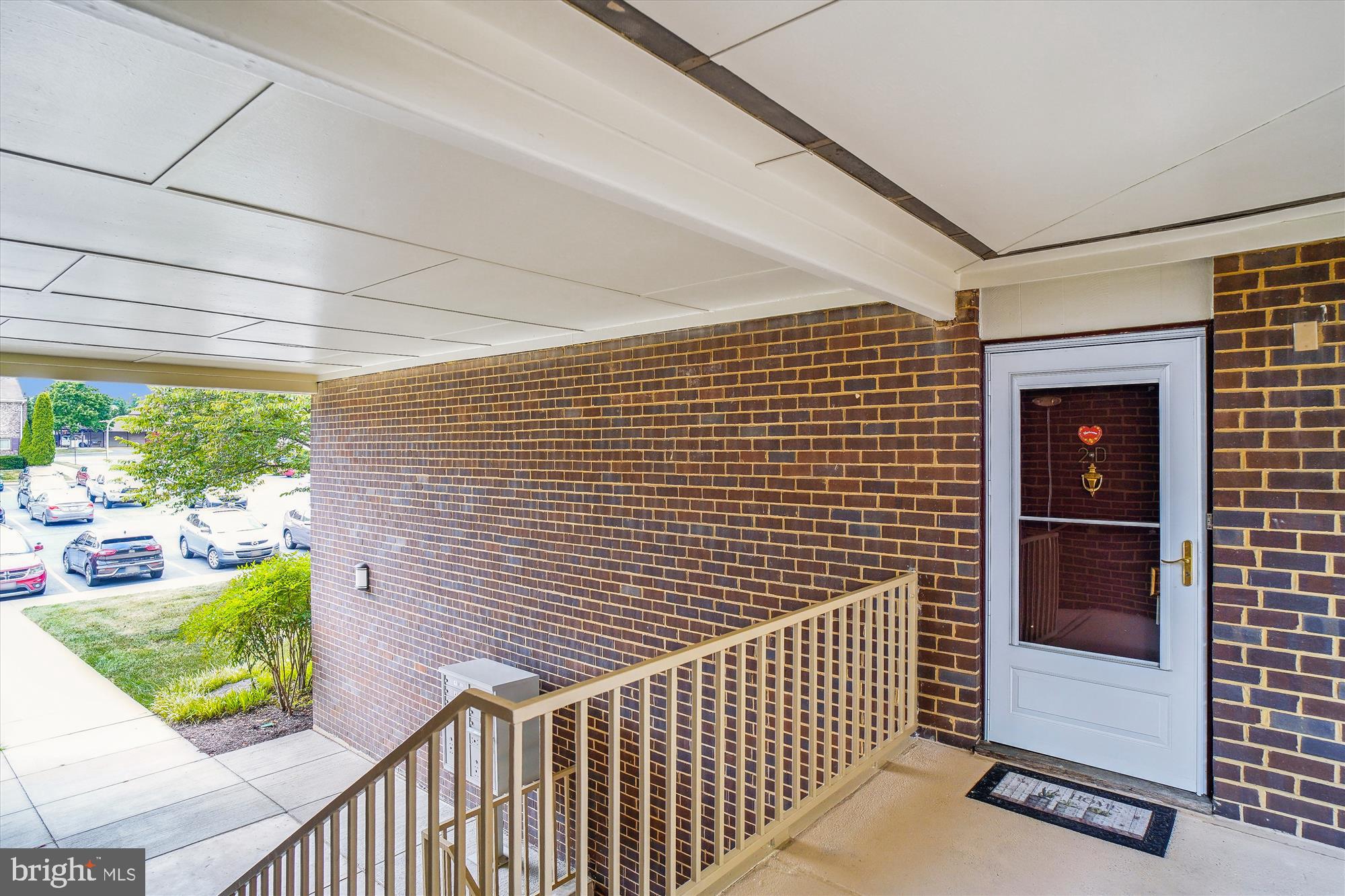 LEISURE WORLD - Residential