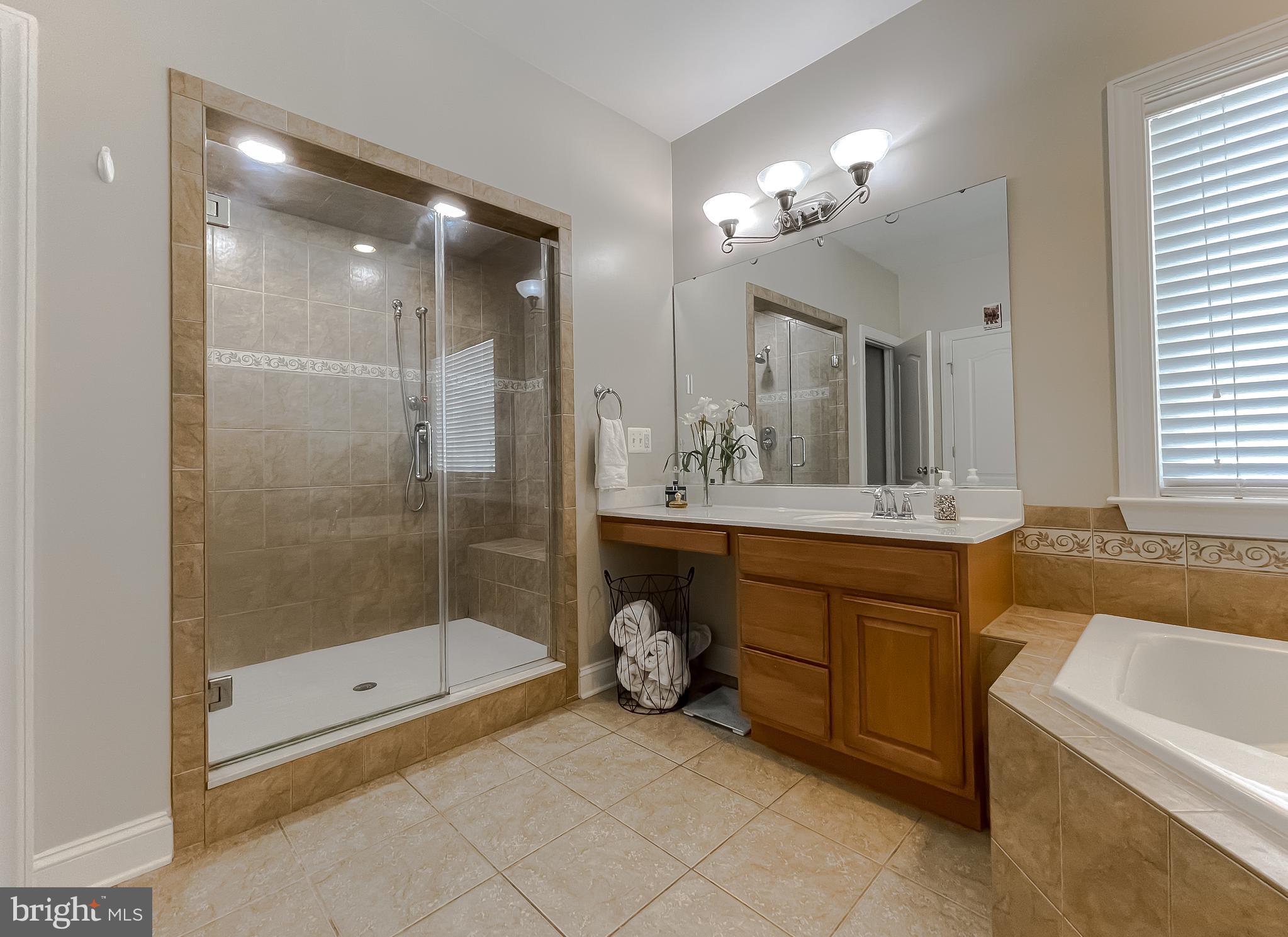 LEONARDS GRANT - Residential