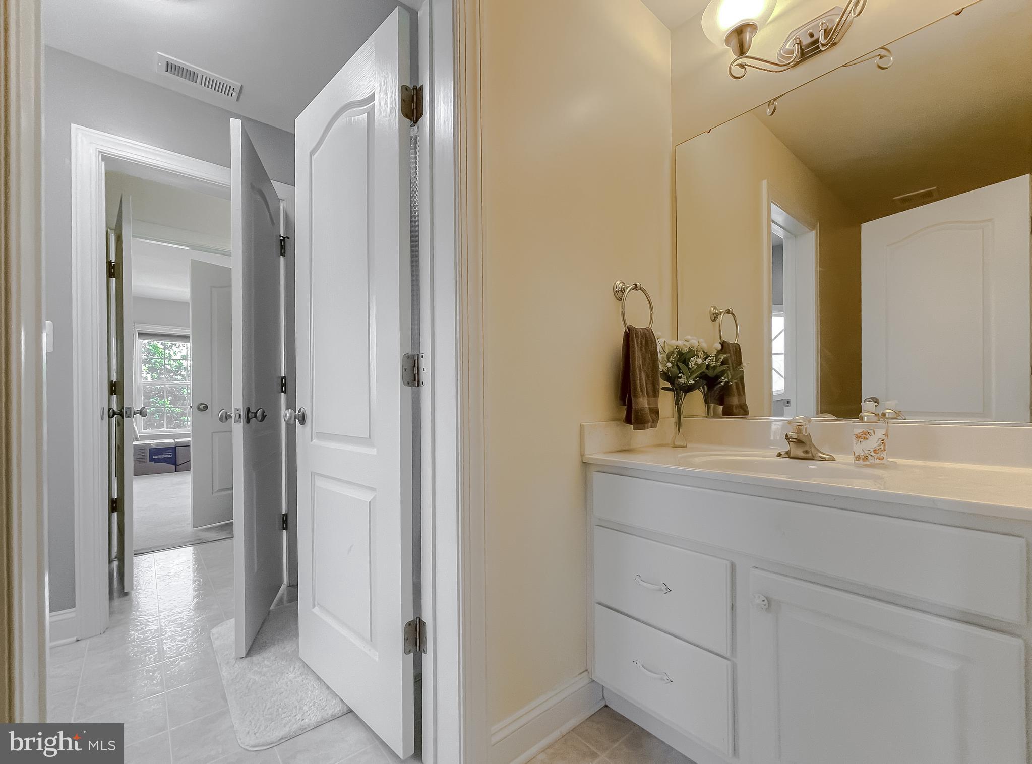 LEONARDS GRANT - Residential