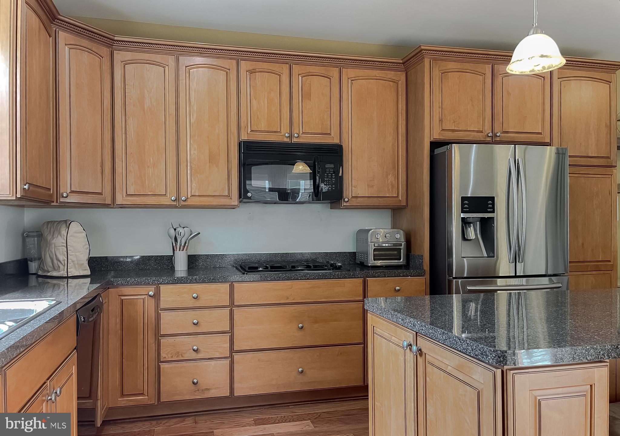 LEONARDS GRANT - Residential