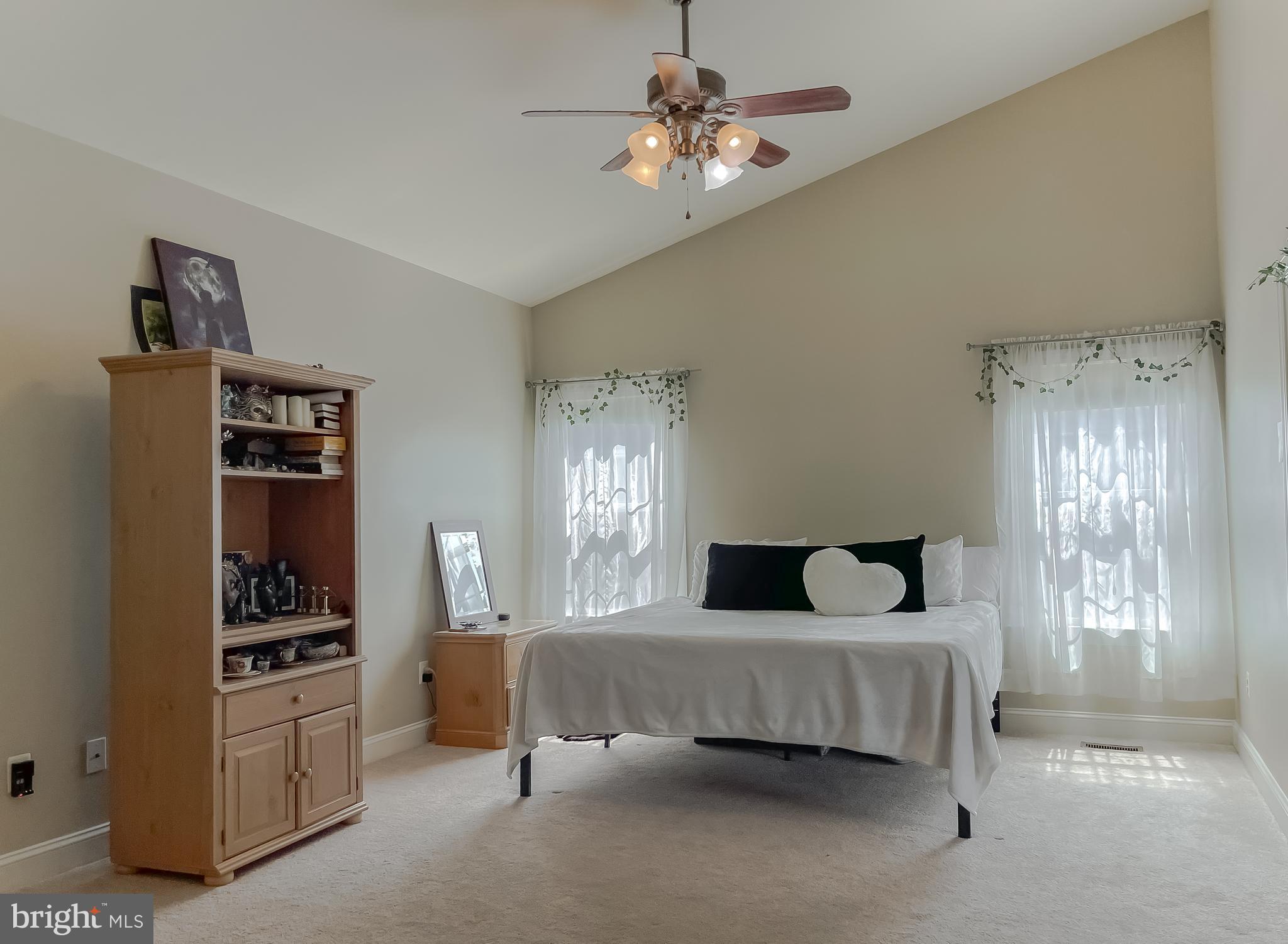 LEONARDS GRANT - Residential