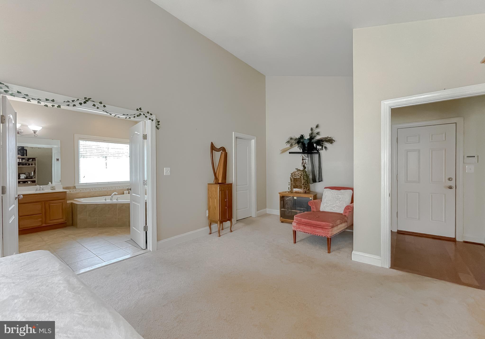 LEONARDS GRANT - Residential